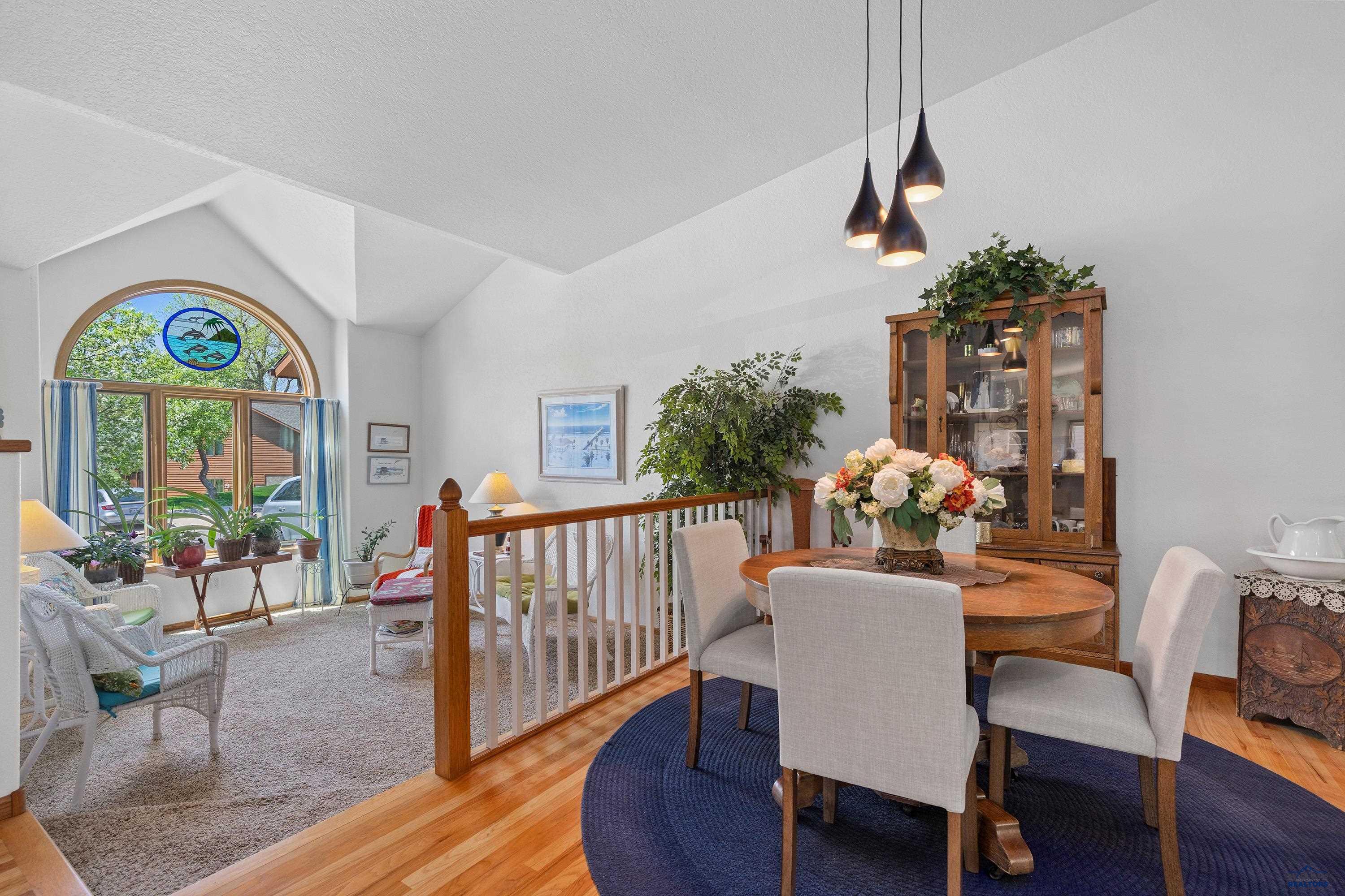 Rapid City, South Dakota, 57702, United States, 3 Bedrooms Bedrooms, ,3 BathroomsBathrooms,Residential,For Sale,1963226