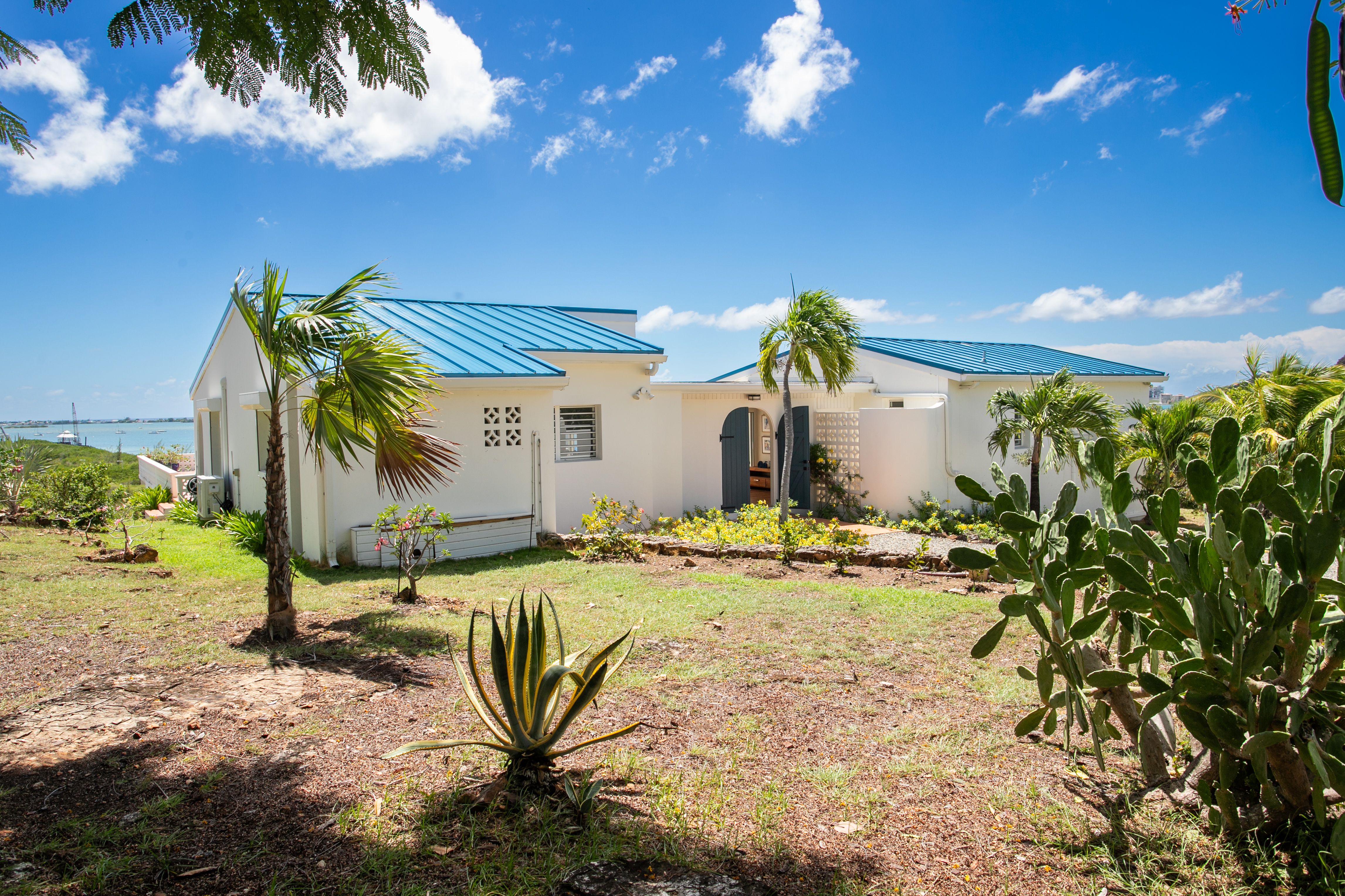  3 Bedroom Ocean View Villa Near Baie Rouge Beach - 物件實景