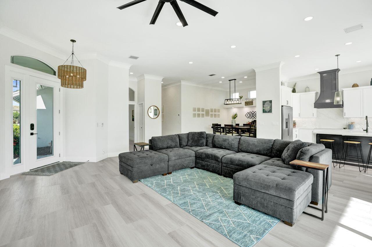 West Palm Beach, Florida, 33412, United States, 3 Bedrooms Bedrooms, ,3 BathroomsBathrooms,Residential,For Sale,1950844