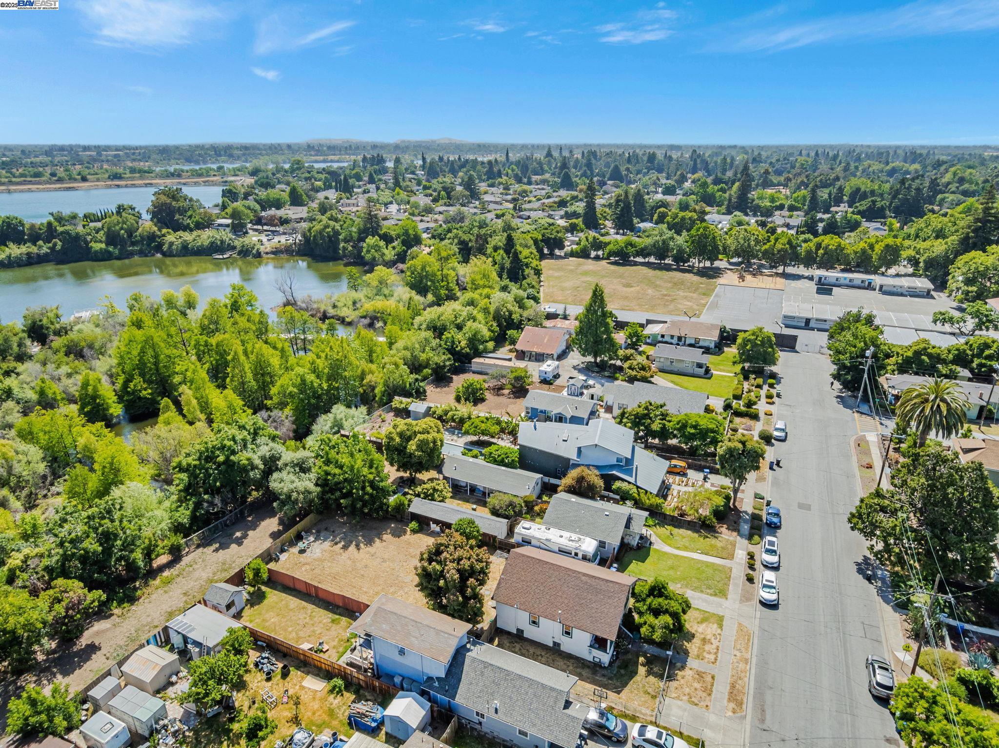 Fremont, California, 94536, United States, 3 Bedrooms Bedrooms, ,1 BathroomBathrooms,Residential,For Sale,1911094