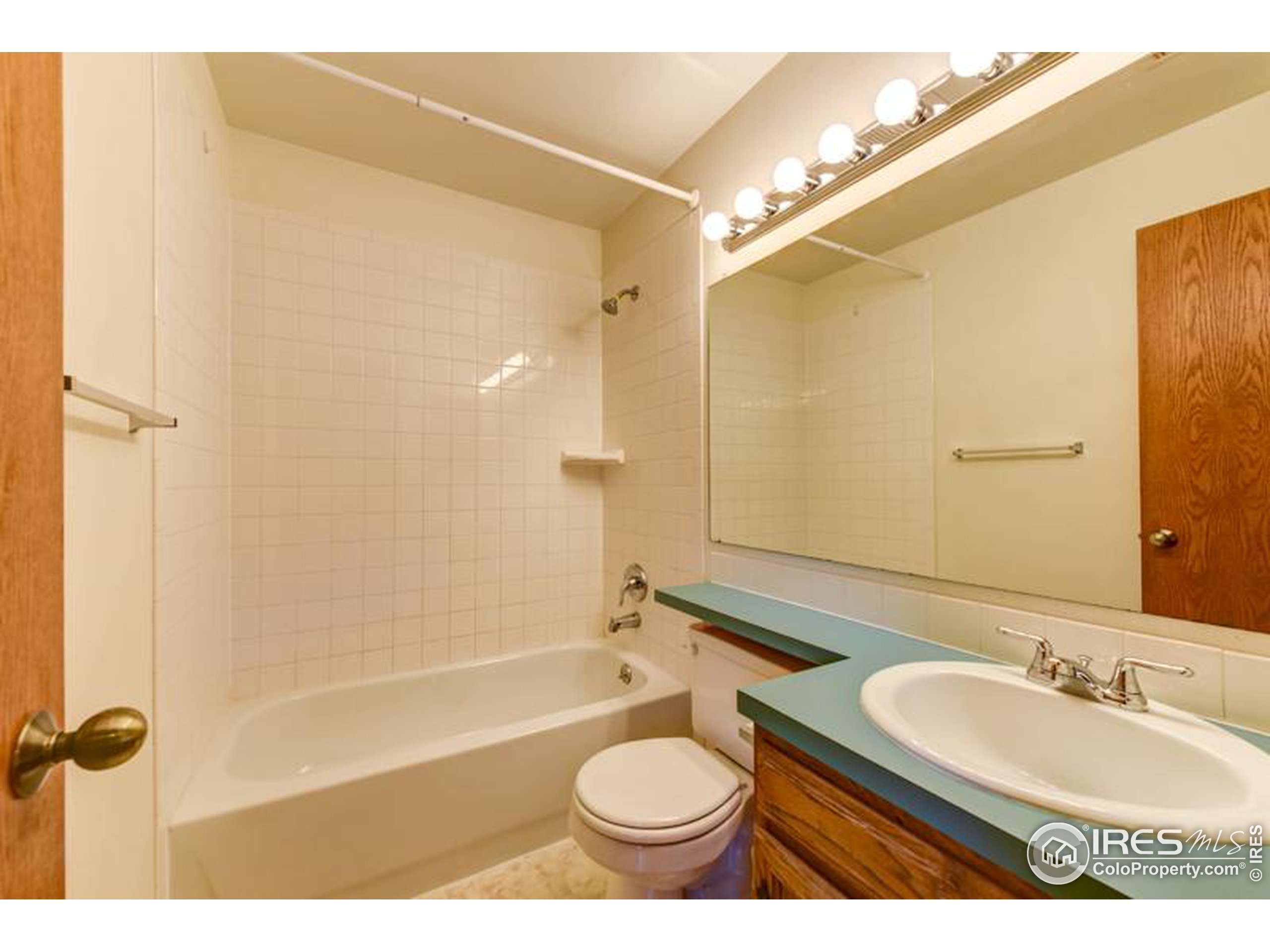 Boulder, Colorado, 80303, United States, 2 Bedrooms Bedrooms, ,1 BathroomBathrooms,Residential,For Sale,1758628