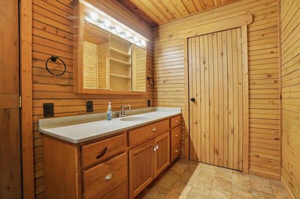 Woodstock, Ohio, 43084, United States, 3 Bedrooms Bedrooms, ,3 BathroomsBathrooms,Residential,For Sale,1988925