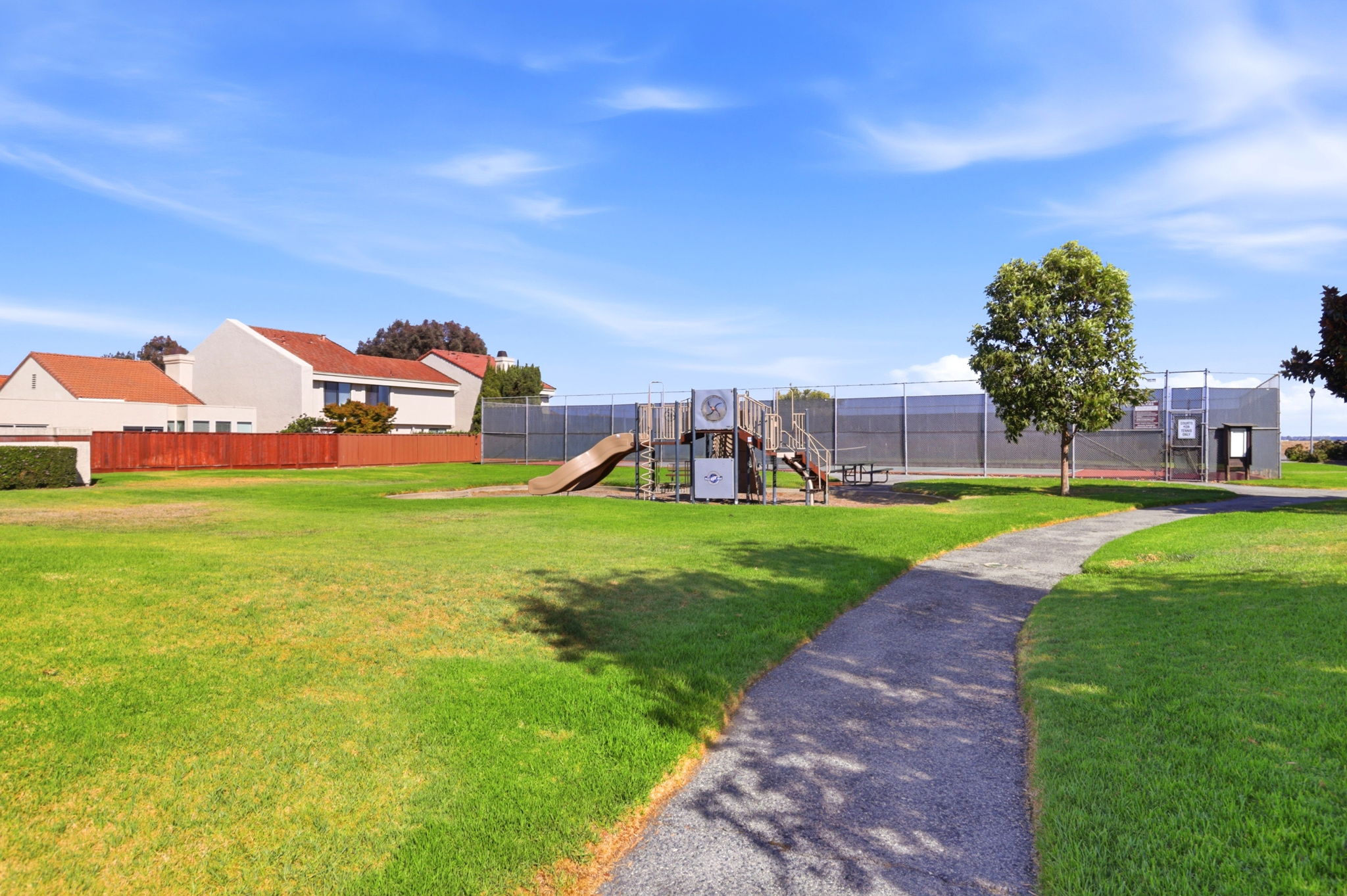  26 Lido Circle, Redwood Shores, ca - 物件實景