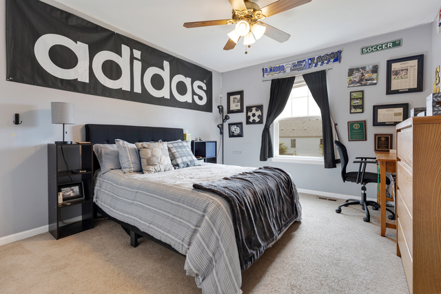 Huntley, Illinois, 60142, United States, 5 Bedrooms Bedrooms, ,3 BathroomsBathrooms,Residential,For Sale,1982974