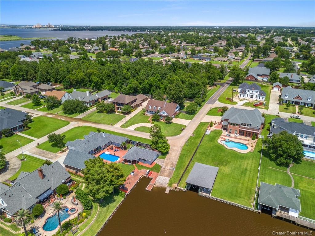 Lake Charles, Louisiana, 70605, United States, 5 Bedrooms Bedrooms, ,3 BathroomsBathrooms,Residential,For Sale,1975984