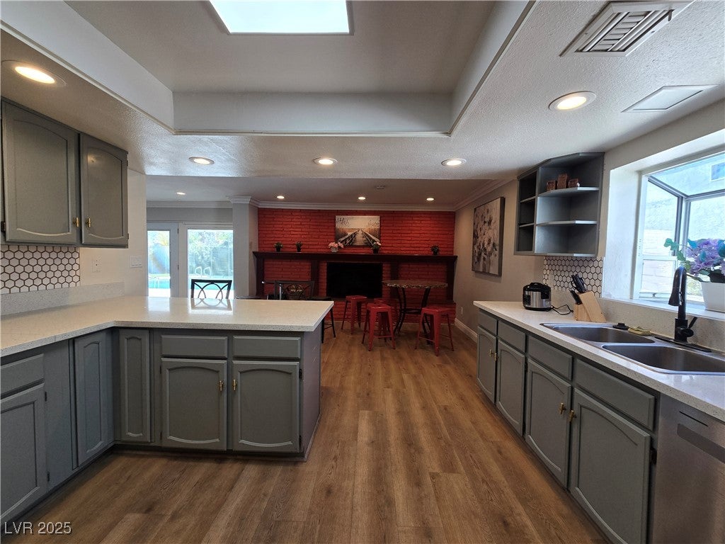 Las Vegas, Nevada, 89146, United States, 5 Bedrooms Bedrooms, ,1 BathroomBathrooms,Residential,For Sale,1881777