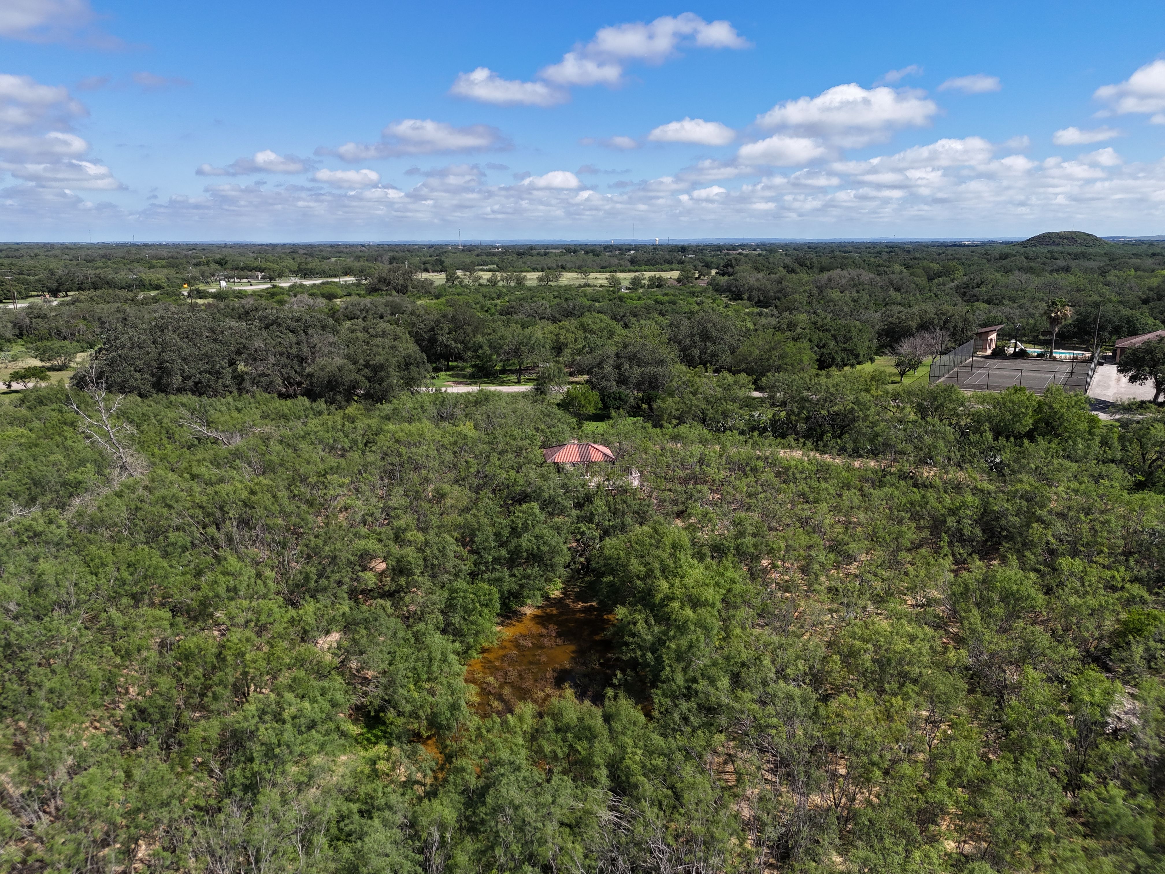  Apache Hill Ranch in Uvalde County - 物件實景