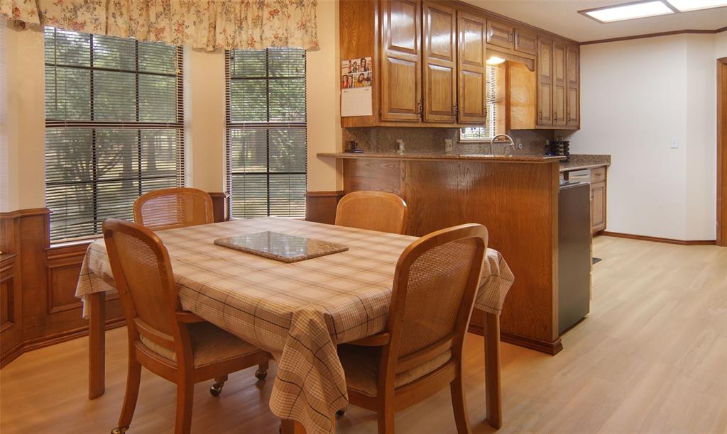 Weatherford, Texas, 76087, United States, 3 Bedrooms Bedrooms, ,2 BathroomsBathrooms,Residential,For Sale,1943652