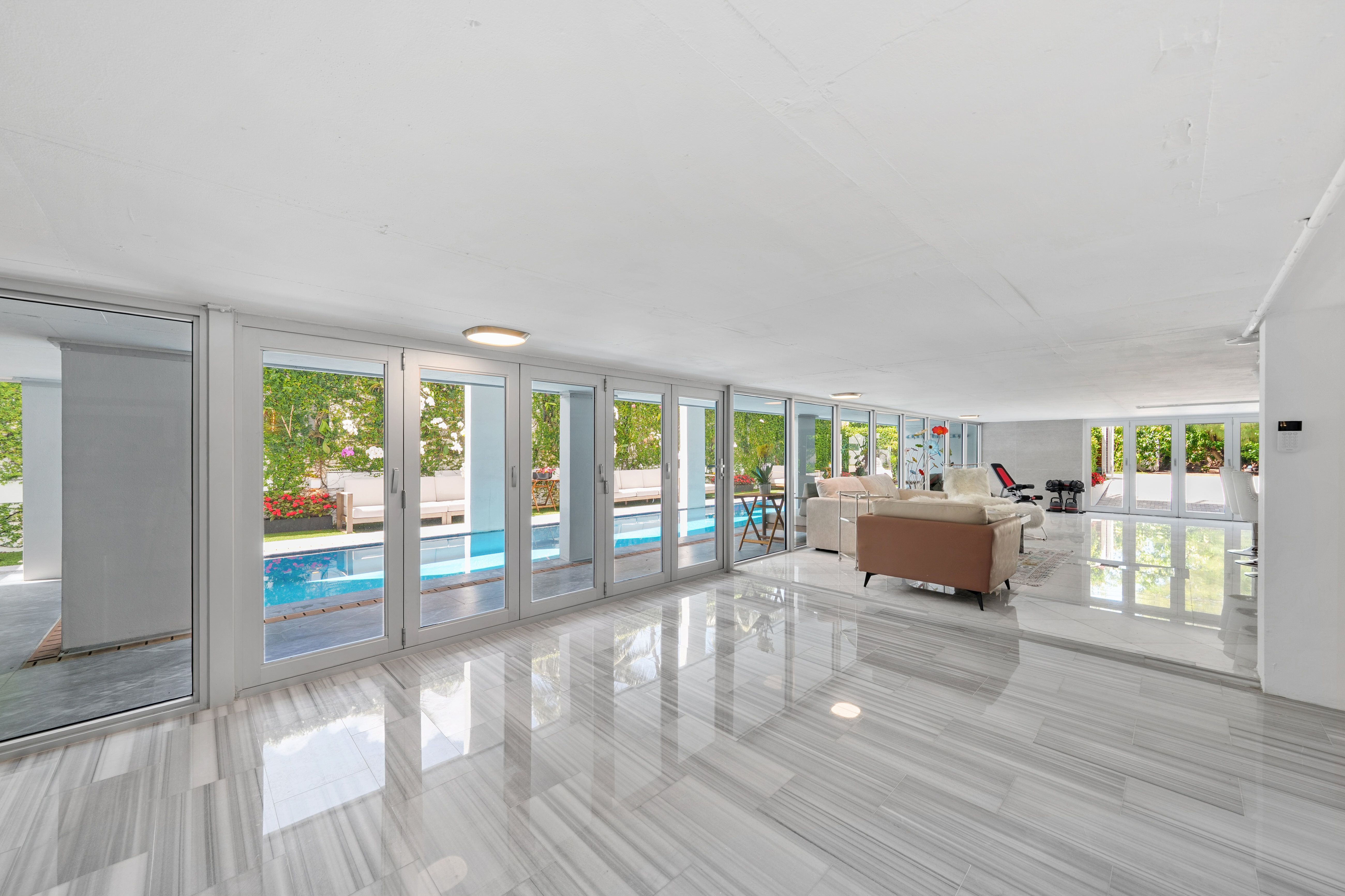  215 Palm Ave, Miami Beach, FL, 33139 - 物件實景