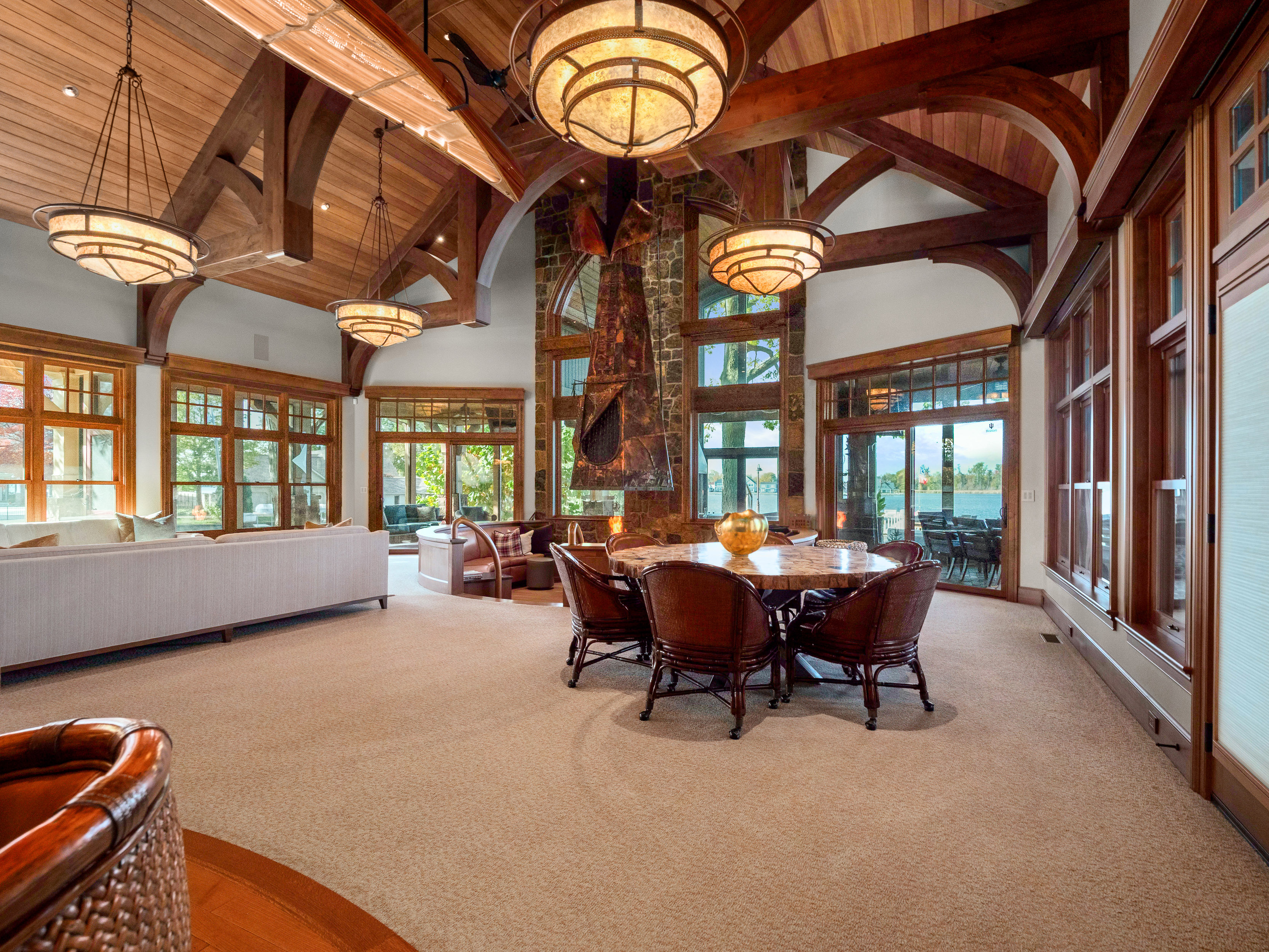  Multiple Residences on a 2.7 Acre Peninsula off Lake Wawasee - 物件實景