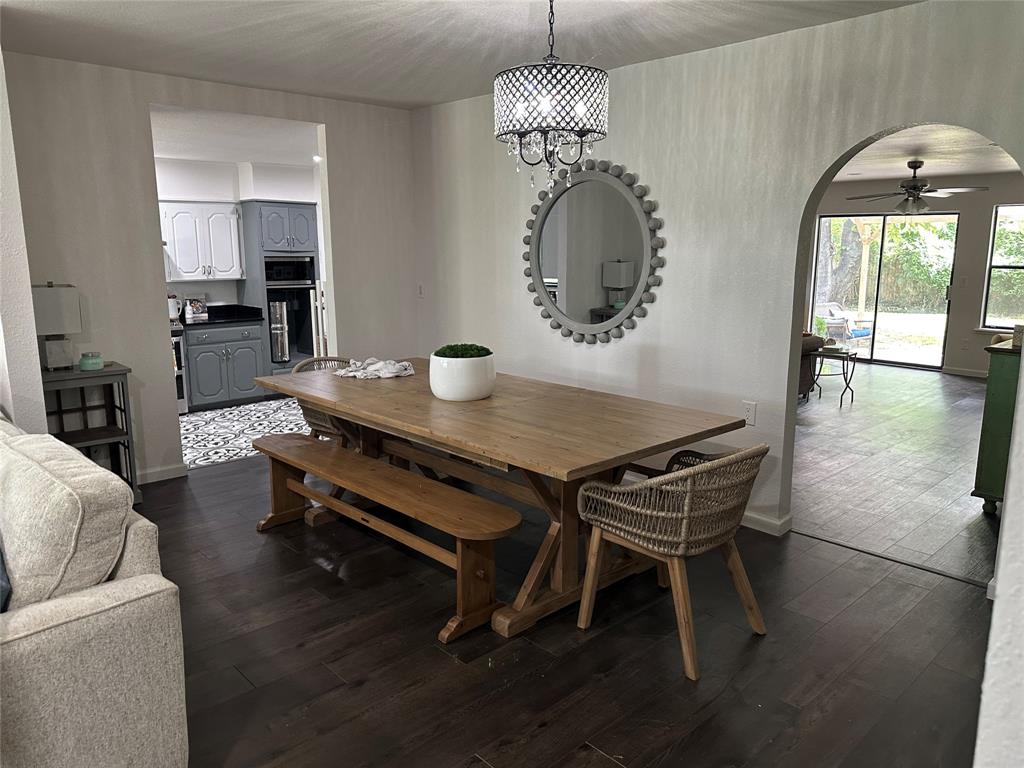 Fort Worth, Texas, 76107, United States, 3 Bedrooms Bedrooms, ,2 BathroomsBathrooms,Residential,For Sale,1915443