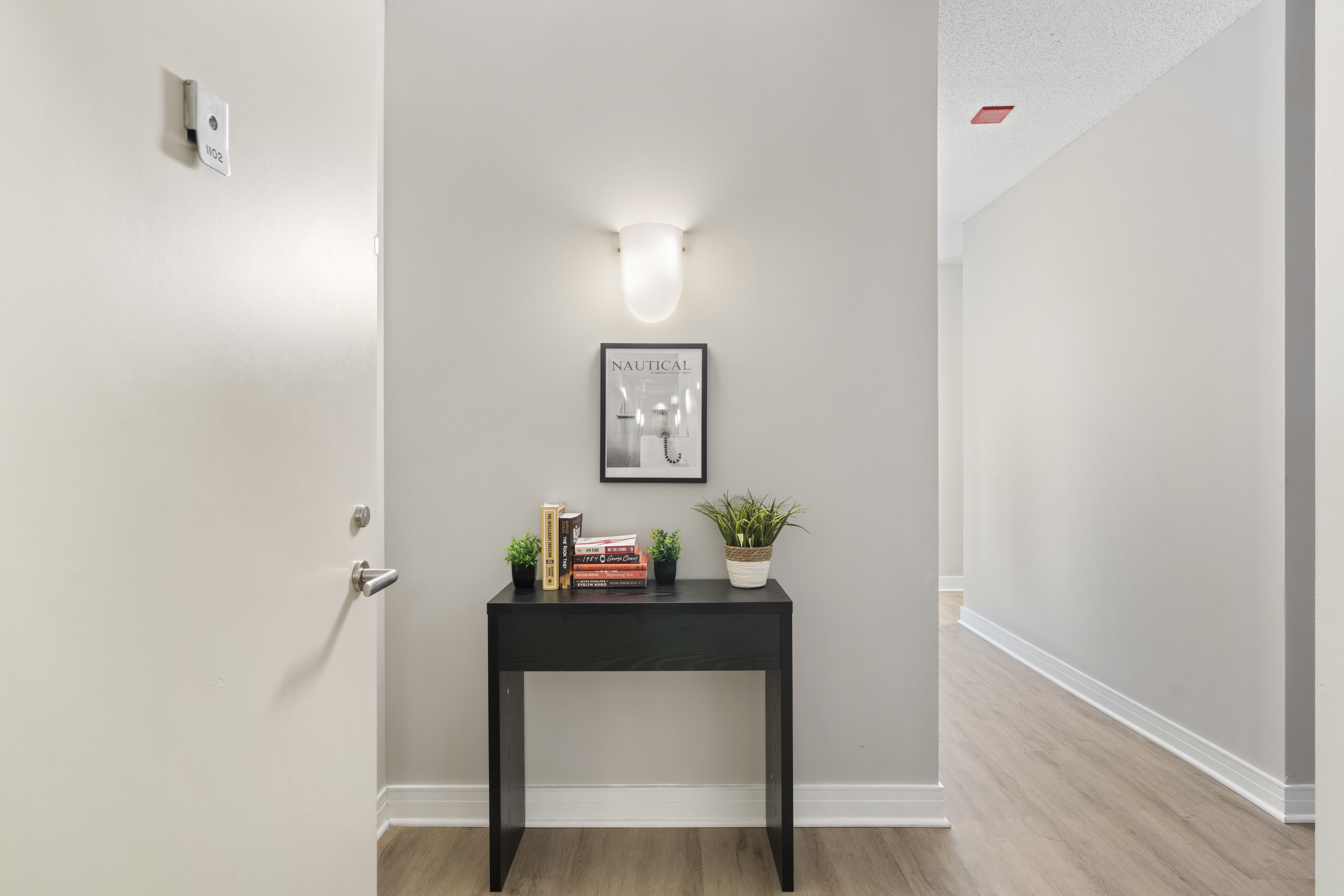  Great Large Studio with Northeast Views of Lake Michigan and Bennett Park - 物件實景