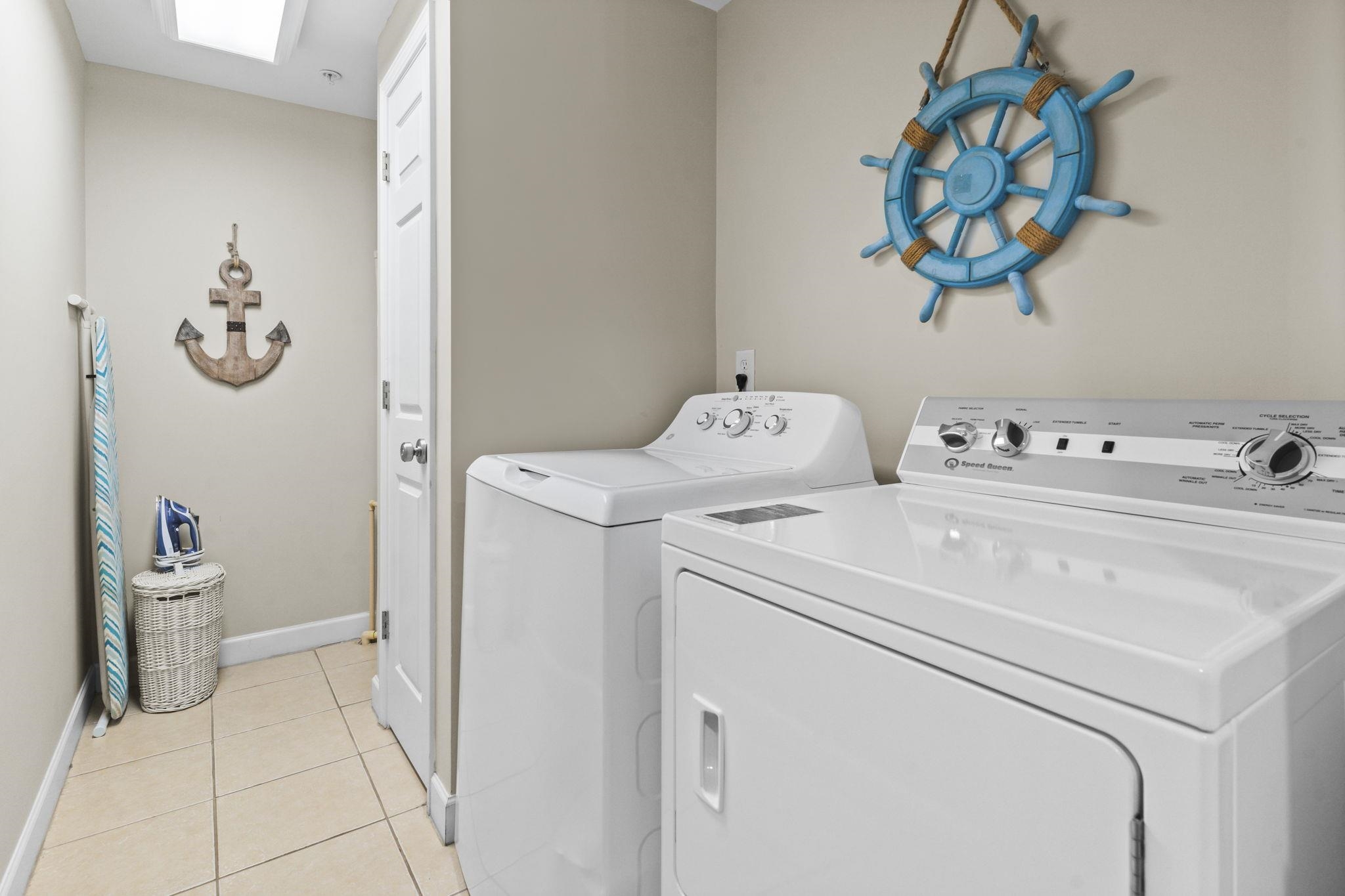 North Myrtle Beach, South Carolina, 29582, United States, 6 Bedrooms Bedrooms, ,4 BathroomsBathrooms,Residential,For Sale,2028384