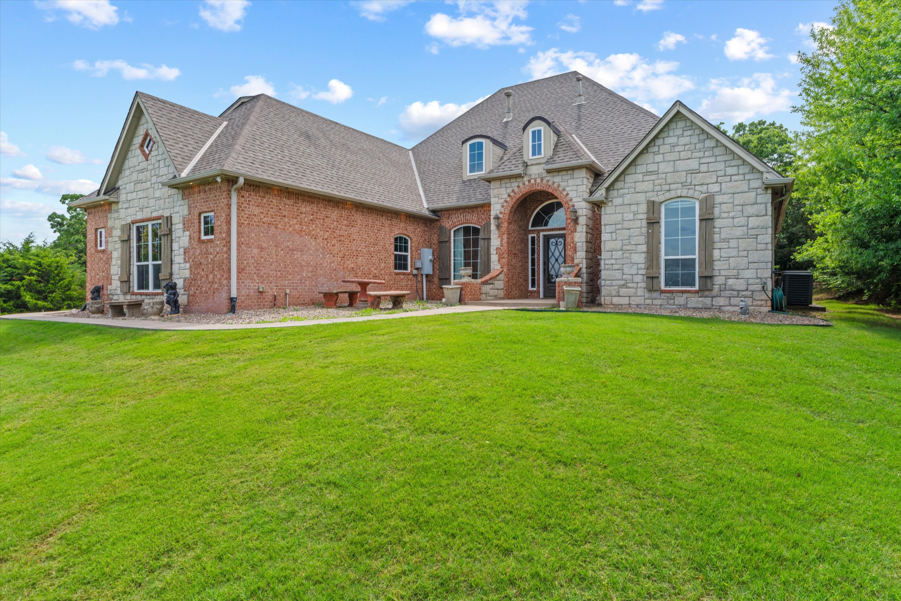  6405 Valley Ridge Drive, Edmond, OK 73034 - 物件實景