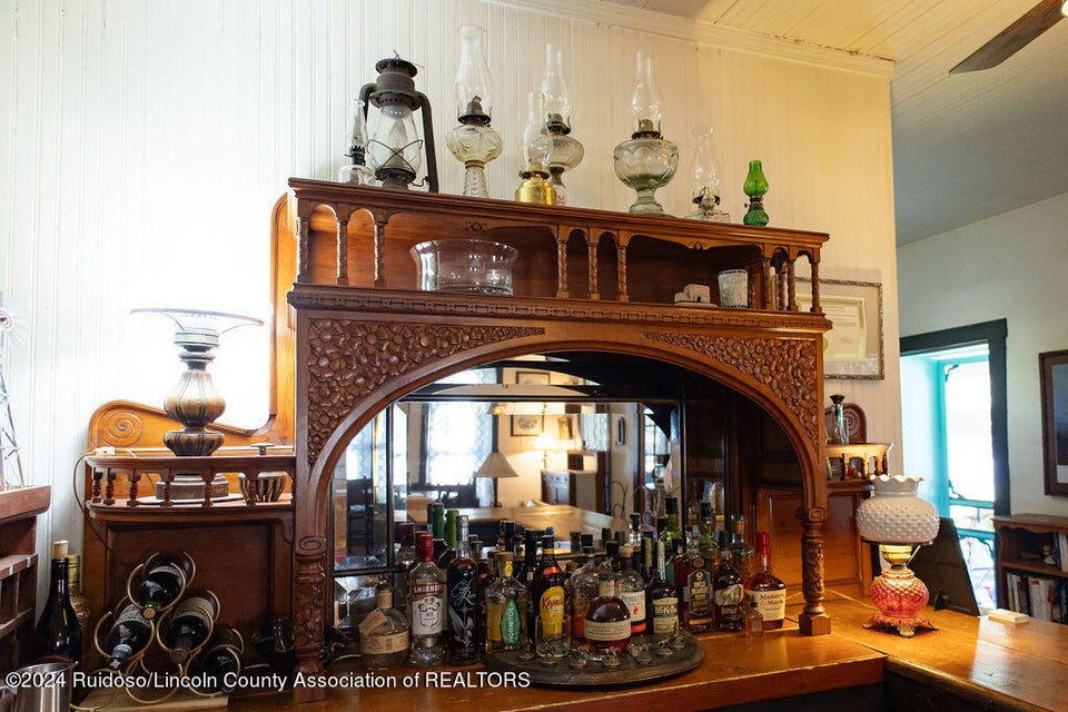 Lincoln, New Mexico, 88338, United States, 7 Bedrooms Bedrooms, ,9 BathroomsBathrooms,Residential,For Sale,1974977