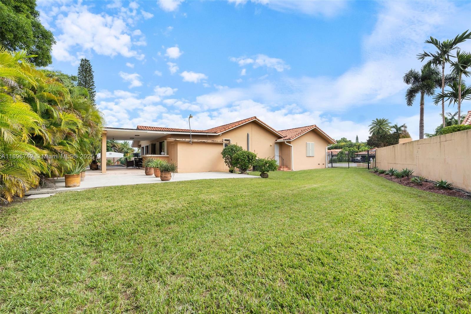 Miami, Florida, 33173, United States, 3 Bedrooms Bedrooms, ,3 BathroomsBathrooms,Residential,For Sale,1966935