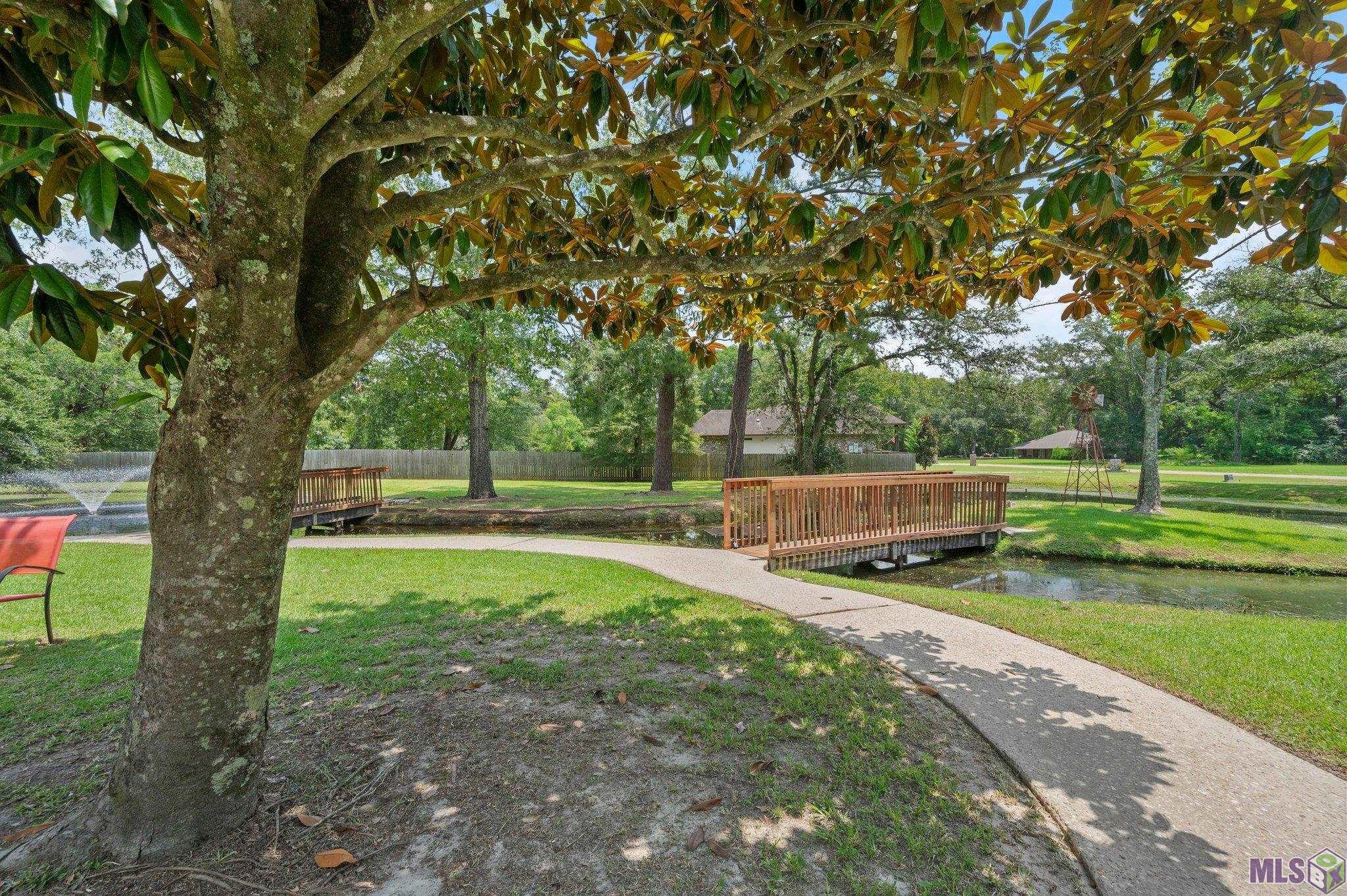 Baton Rouge, Louisiana, 70818, United States, 5 Bedrooms Bedrooms, ,4 BathroomsBathrooms,Residential,For Sale,1899347