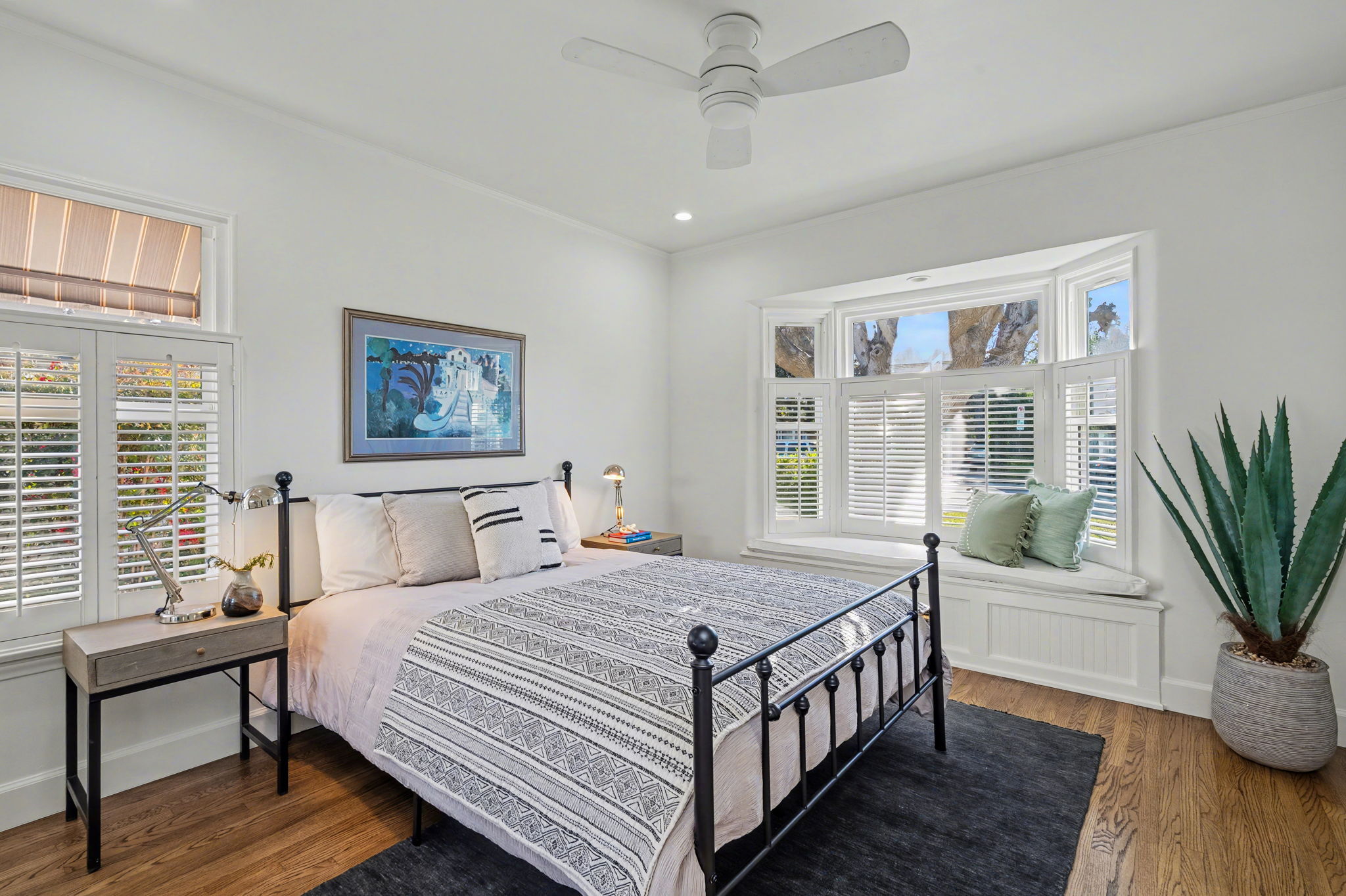  5420   Morella Ave - 物件實景