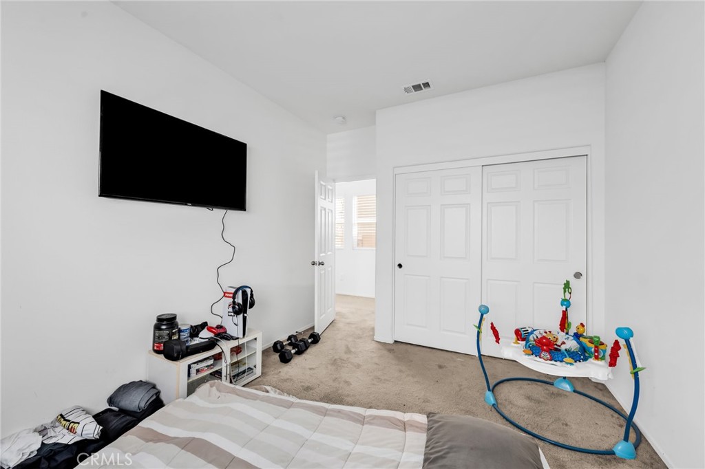 Victorville, California, 92394, United States, 5 Bedrooms Bedrooms, ,4 BathroomsBathrooms,Residential,For Sale,2048020