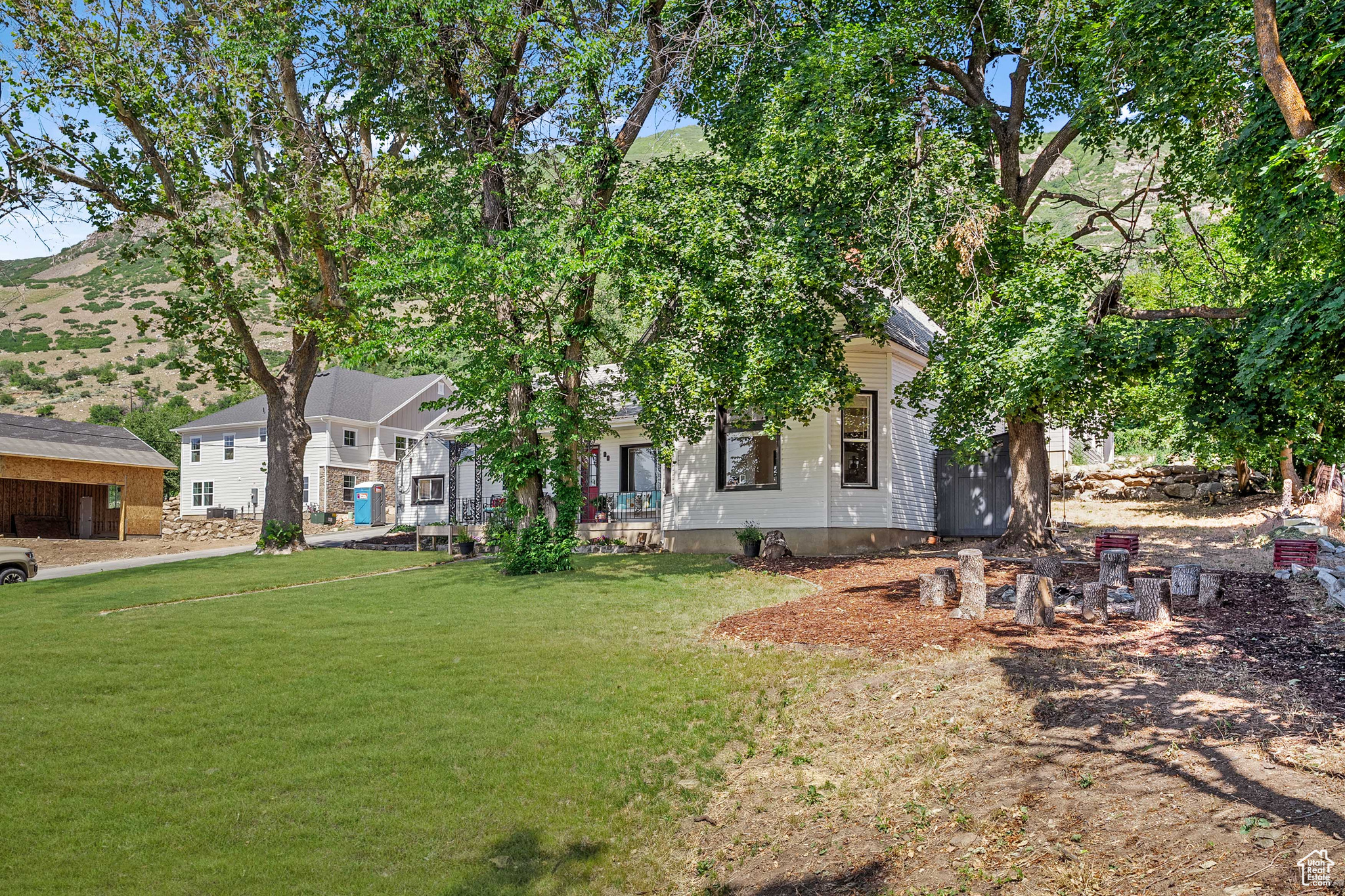 Farmington, Utah, 84025, United States, 4 Bedrooms Bedrooms, ,2 BathroomsBathrooms,Residential,For Sale,1866818