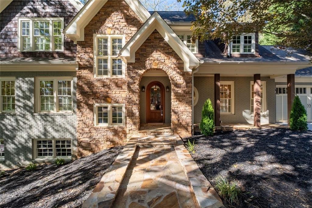 Decatur, Georgia, 30033, United States, 4 Bedrooms Bedrooms, ,4 BathroomsBathrooms,Residential,For Sale,1989134