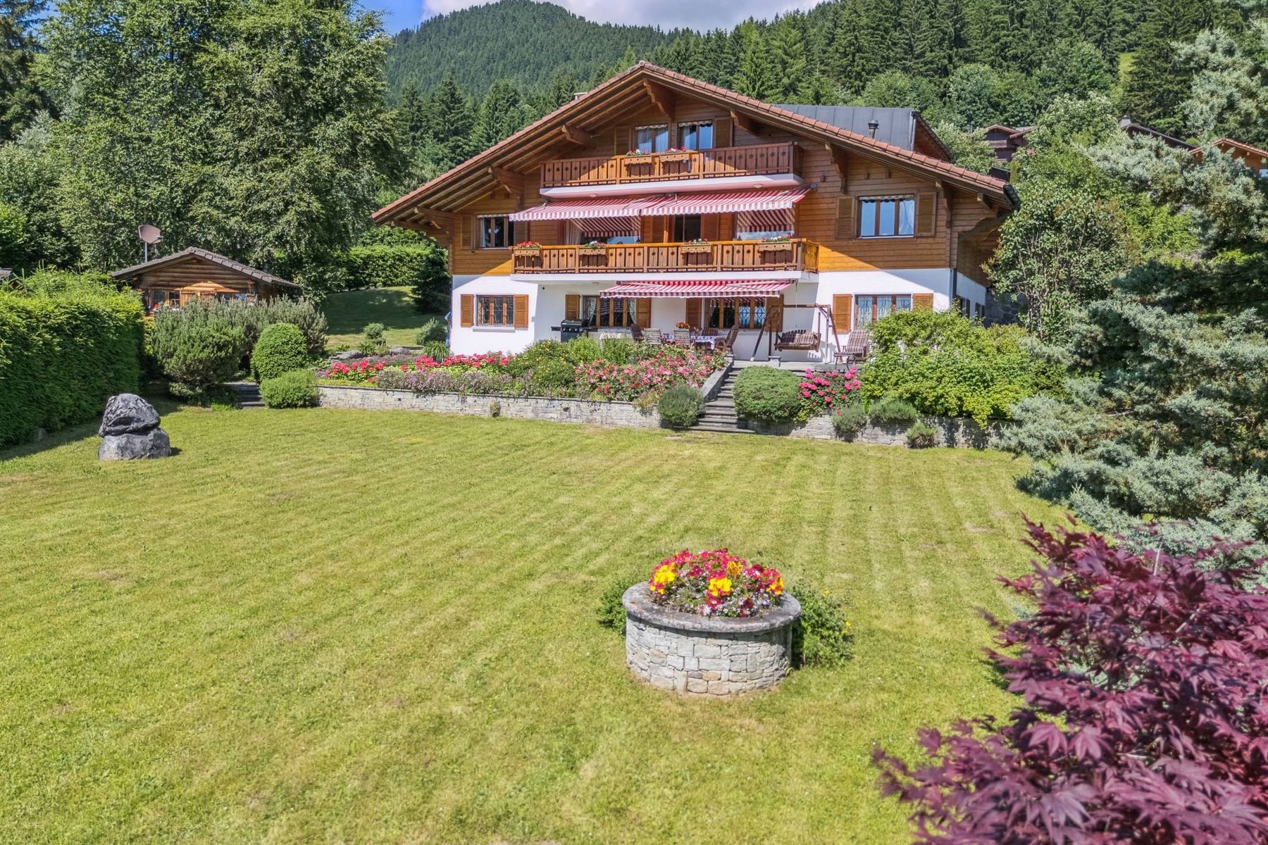  In the highly sought-after Domaine de la Forêt, a vast, exceptional property - 物件實景