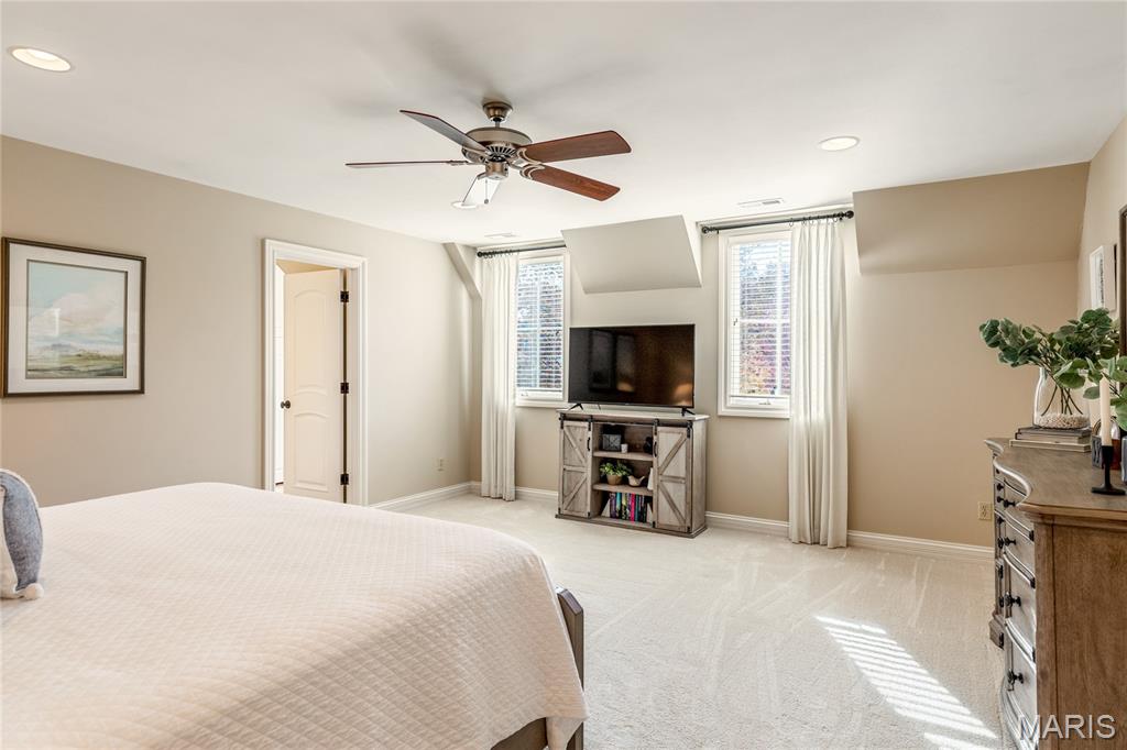 St Charles, Missouri, 63304, United States, 4 Bedrooms Bedrooms, ,6 BathroomsBathrooms,Residential,For Sale,1992889