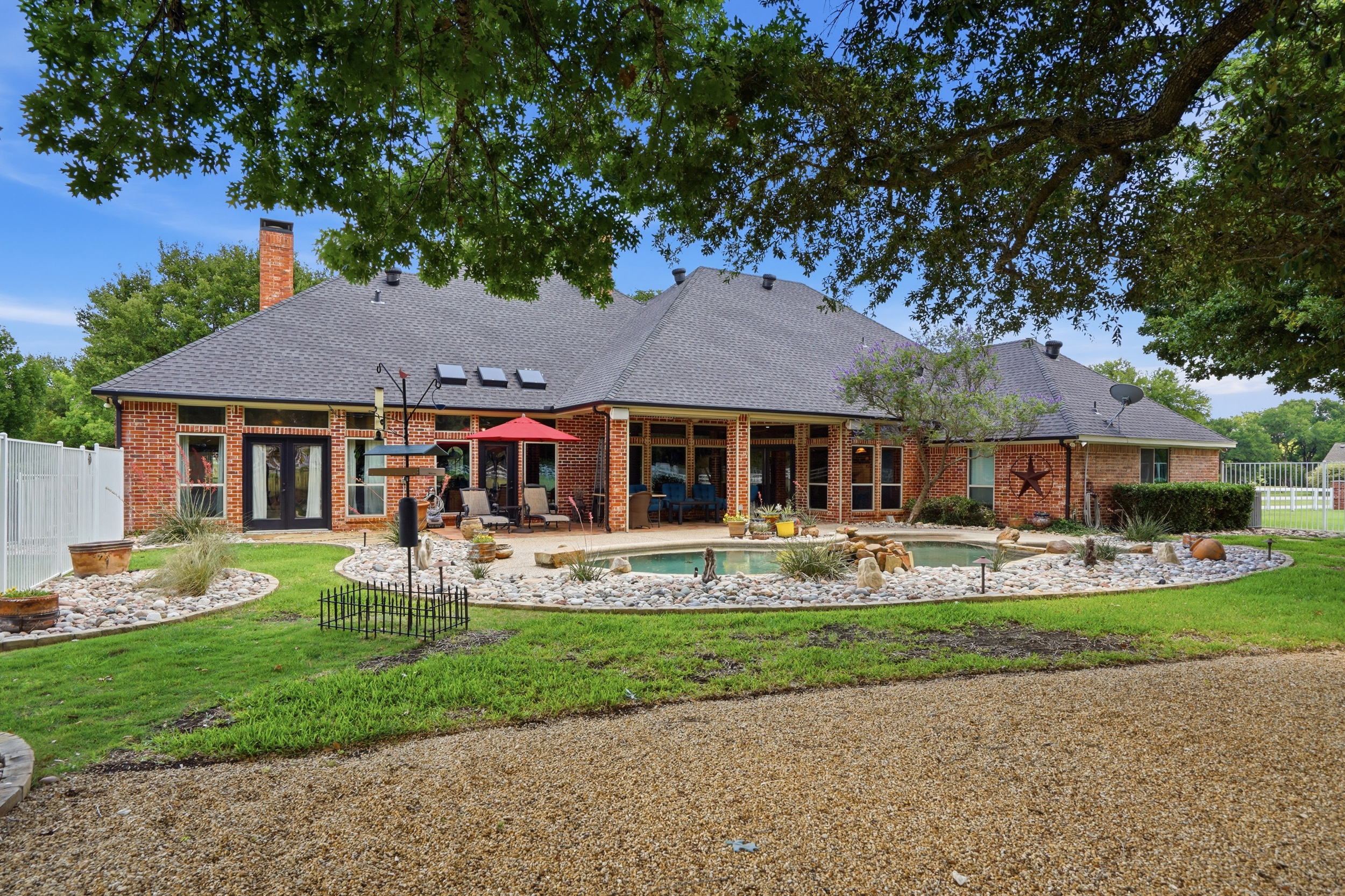  2 Acres of Country Living in Lucas, Texas - 物件實景