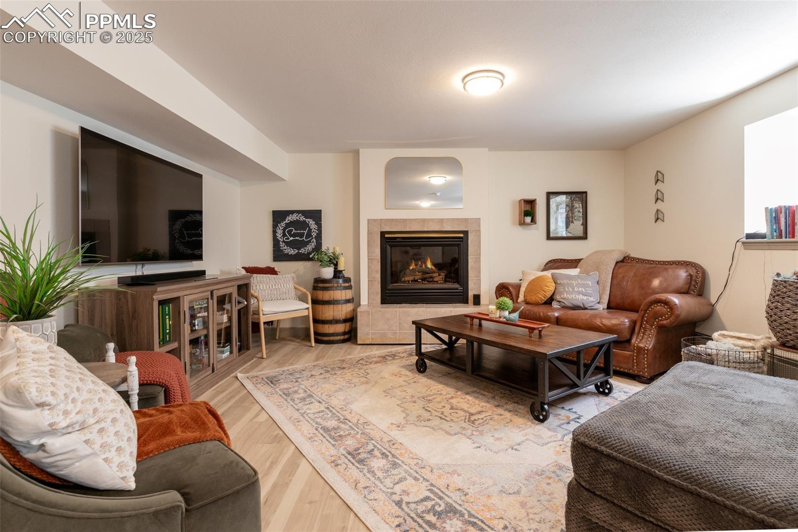 Colorado Springs, Colorado, 80925, United States, 6 Bedrooms Bedrooms, ,Residential,For Sale,1977533