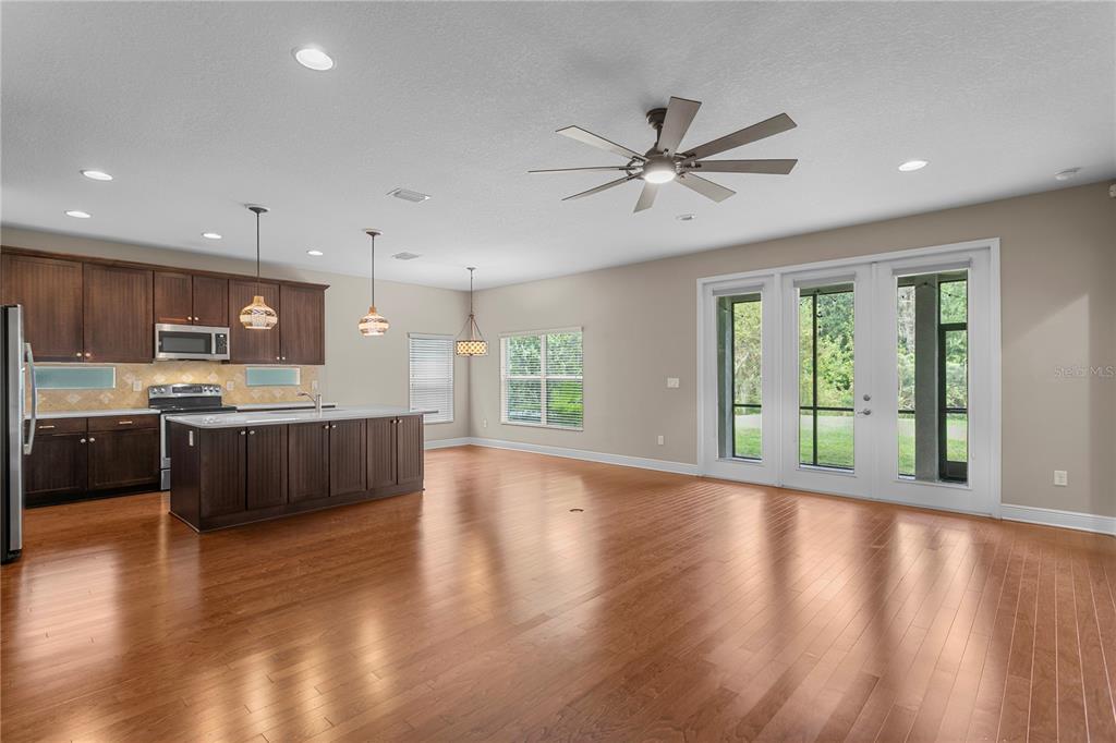 Tampa, Florida, 33647, United States, 5 Bedrooms Bedrooms, ,3 BathroomsBathrooms,Residential,For Sale,1987732