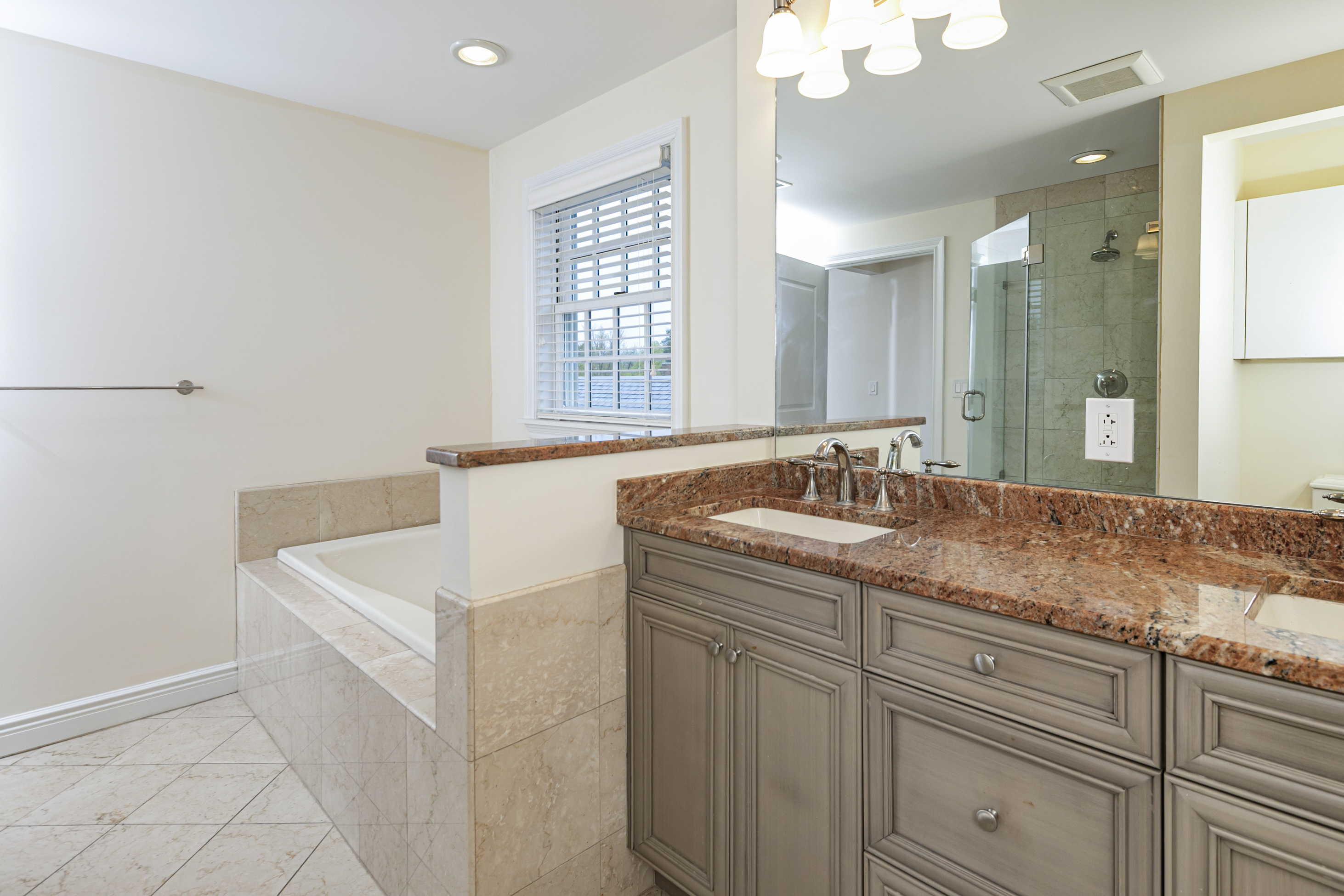  Top-Level Living in the Heart of Downtown Princeton - 物件實景