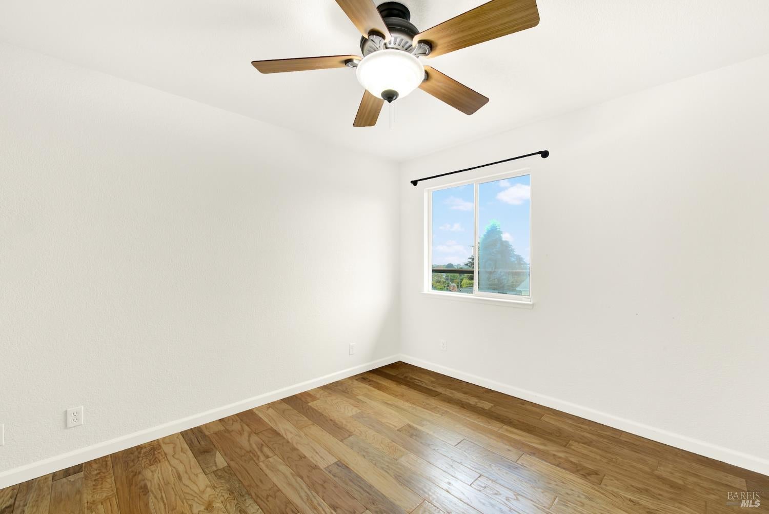 Benicia, California, 94510, United States, 4 Bedrooms Bedrooms, ,3 BathroomsBathrooms,Residential,For Sale,1989511