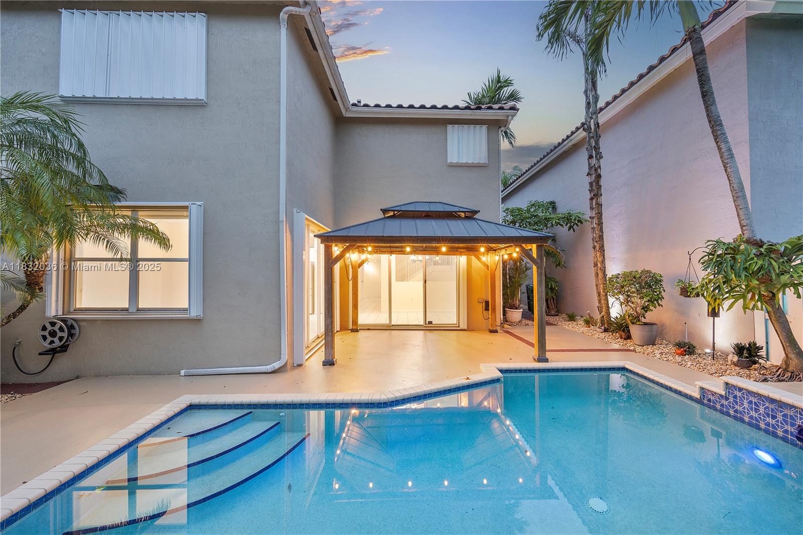 Miami, Florida, 33186, United States, 4 Bedrooms Bedrooms, ,3 BathroomsBathrooms,Residential,For Sale,1882398