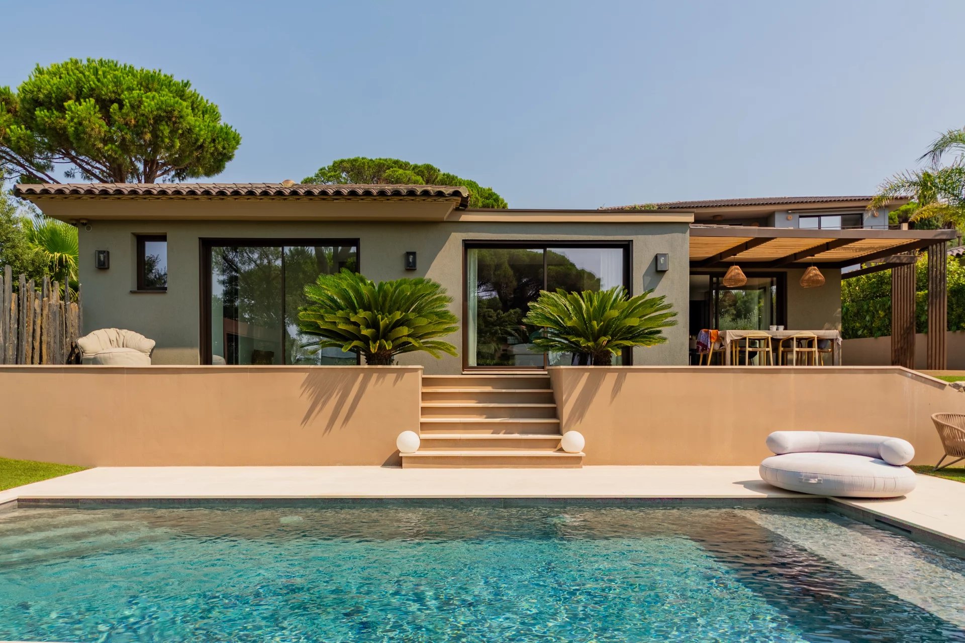 Sainte-Maxime, Provence-Alpes-Côte d’Azur, 83120, FR, 3 Bedrooms Bedrooms, ,Residential,For Sale,1912029