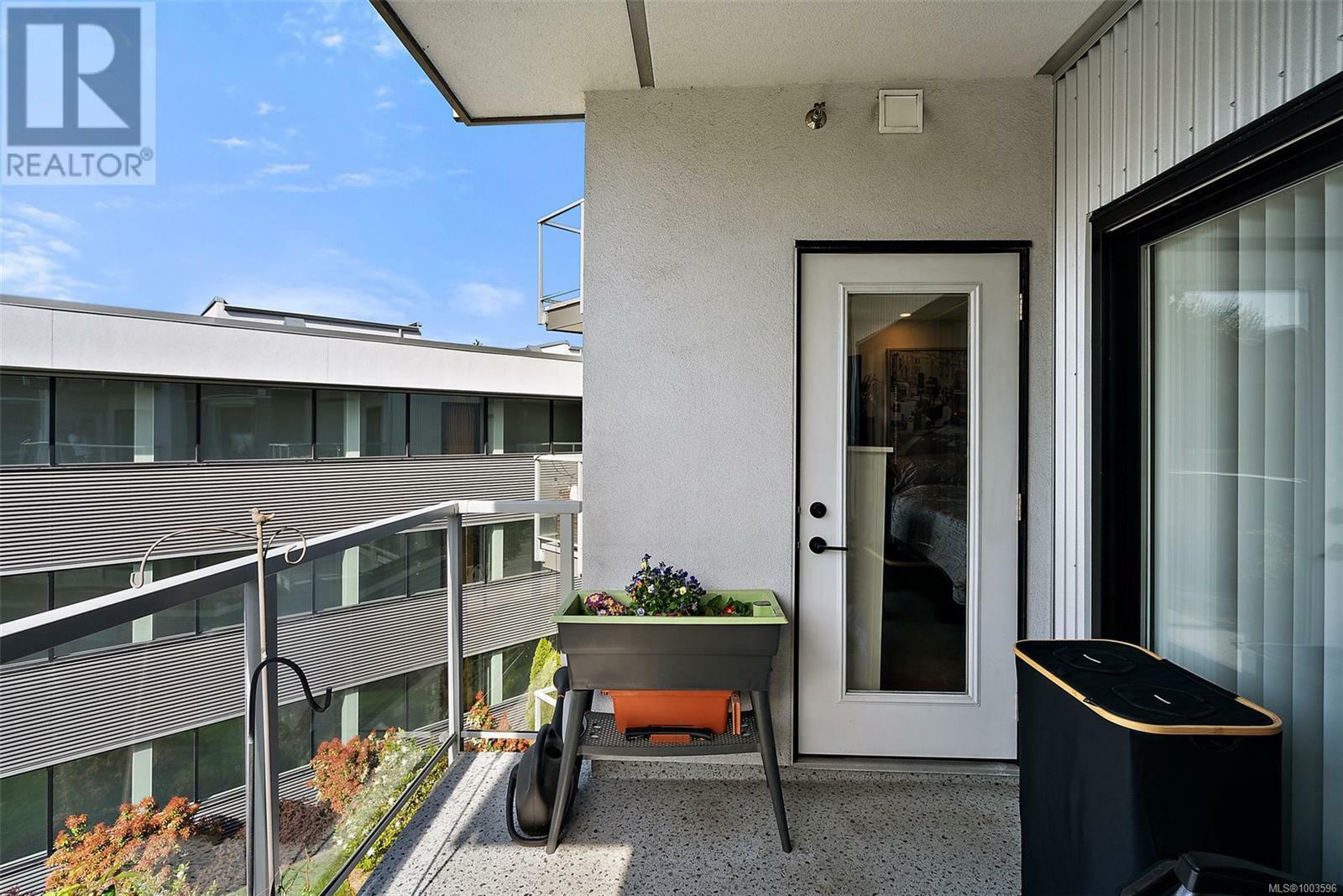 LANGFORD, British Columbia, V9B 0Y3, CA, 2 Bedrooms Bedrooms, ,2 BathroomsBathrooms,Residential,For Sale,1875162