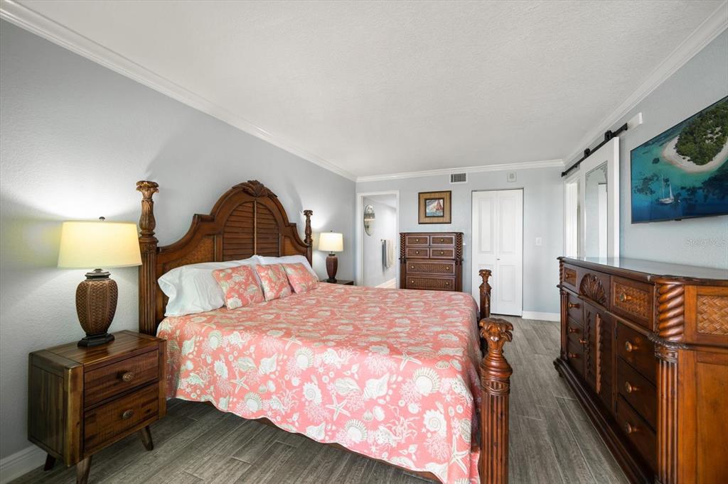 Clearwater, Florida, 33767, United States, 1 Bedroom Bedrooms, ,2 BathroomsBathrooms,Residential,For Sale,1849929