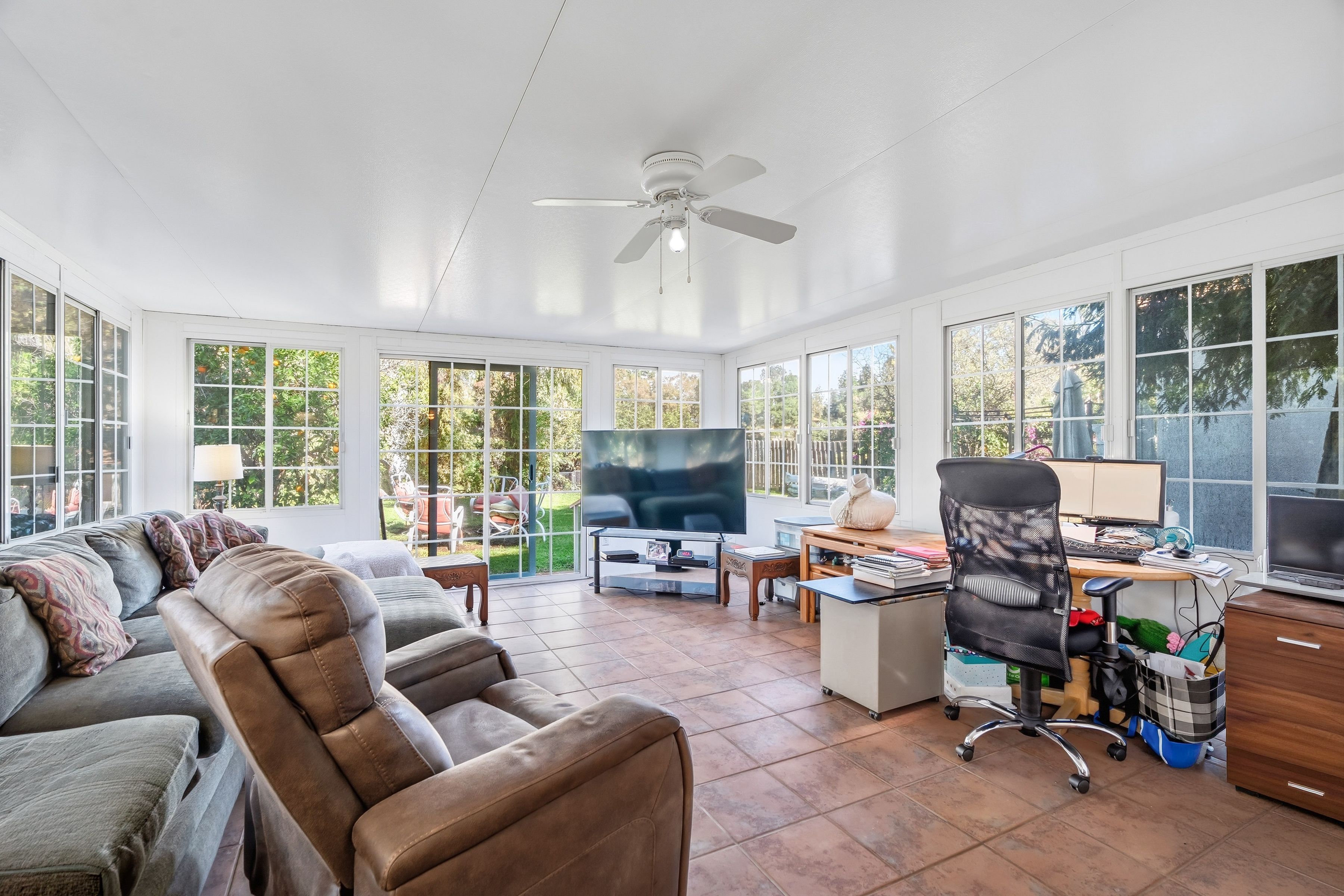  16809 Armstead Street - 物件實景