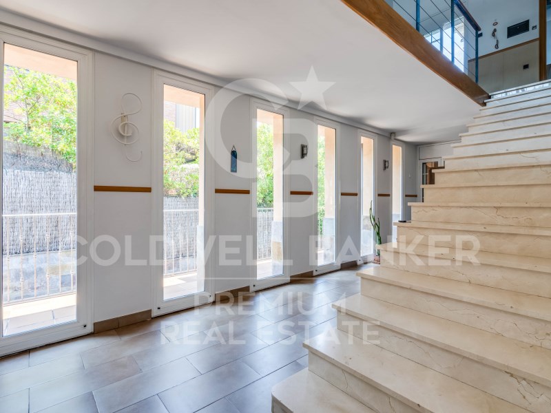 Cerdanyola del Vallès, Catalonia, ES, 4 Bedrooms Bedrooms, ,4 BathroomsBathrooms,Residential,For Sale,1613649