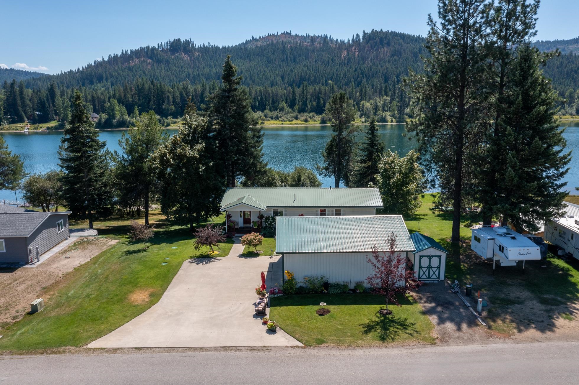 Newport, Washington, 99156, United States, 3 Bedrooms Bedrooms, ,3 BathroomsBathrooms,Residential,For Sale,1921865