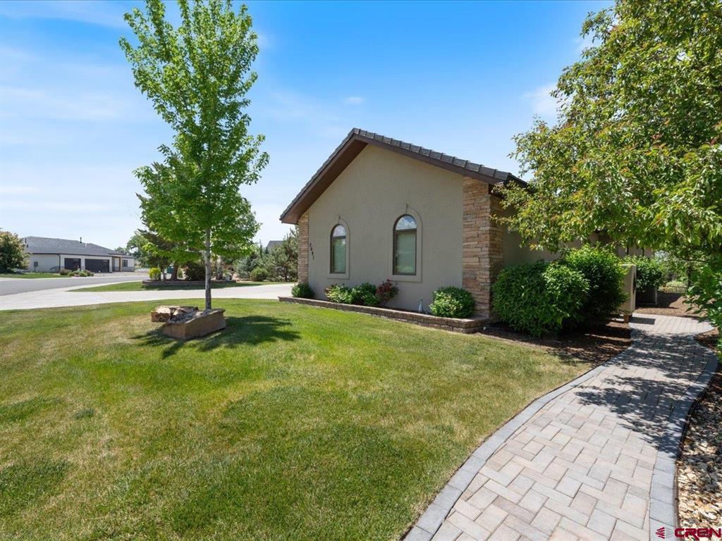 Montrose, Colorado, 81401, United States, 4 Bedrooms Bedrooms, ,3 BathroomsBathrooms,Residential,For Sale,1847638