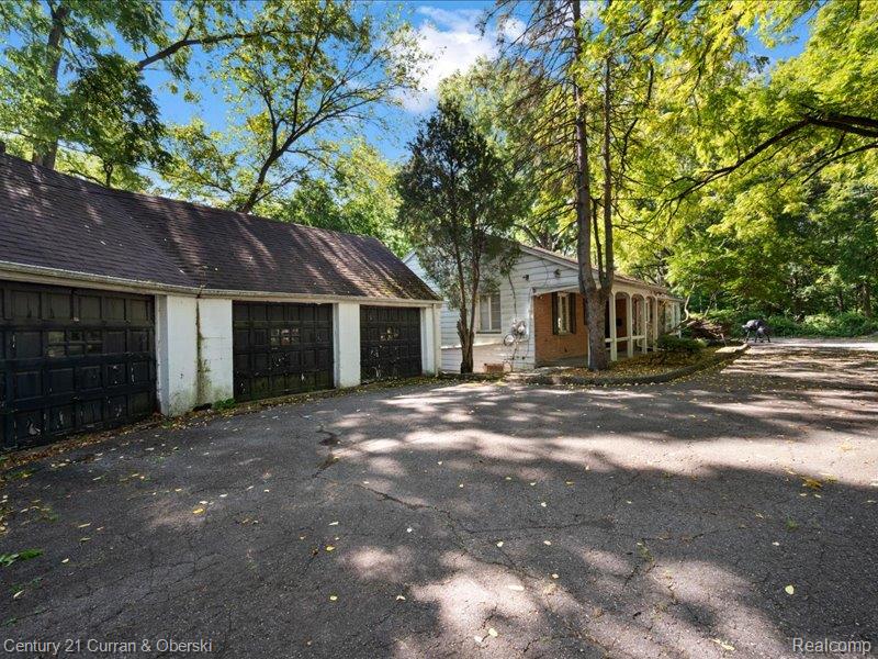 Inkster, Michigan, 48141, United States, 3 Bedrooms Bedrooms, ,3 BathroomsBathrooms,Residential,For Sale,1983266