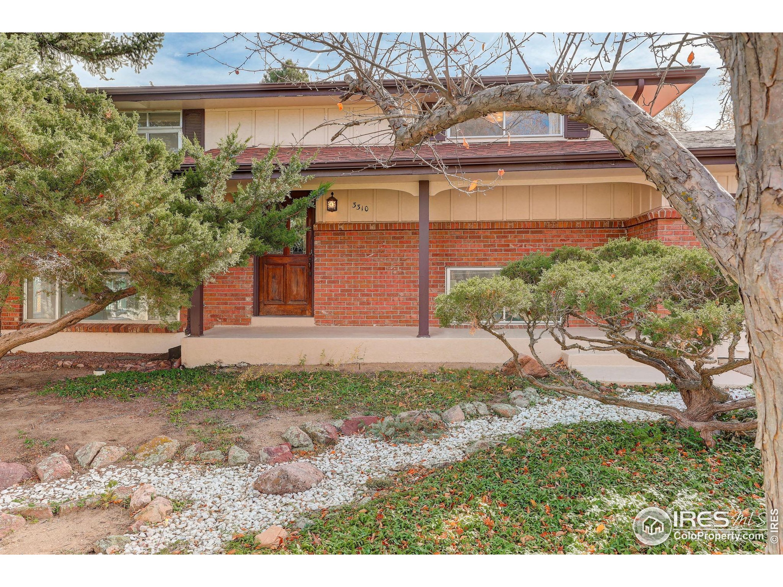 Boulder, Colorado, 80305, United States, 4 Bedrooms Bedrooms, ,1 BathroomBathrooms,Residential,For Sale,1989677