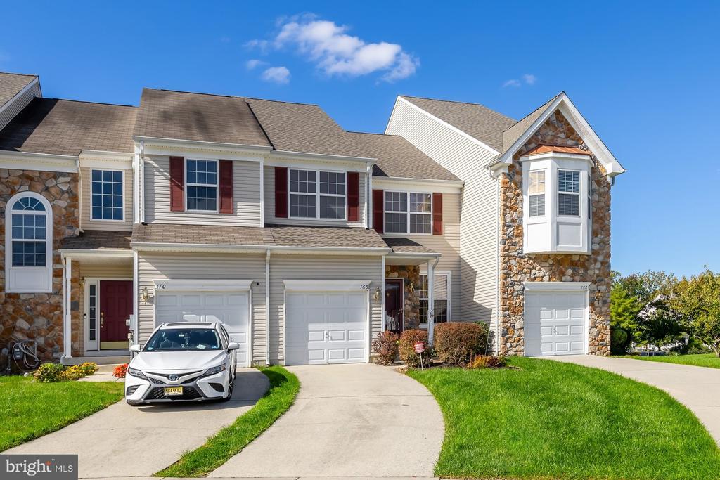 Chancellor Dr, Woodbury, NJ 08096 #1