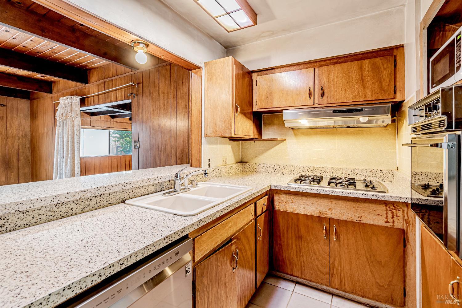 Petaluma, California, 94954, United States, 4 Bedrooms Bedrooms, ,2 BathroomsBathrooms,Residential,For Sale,1917667