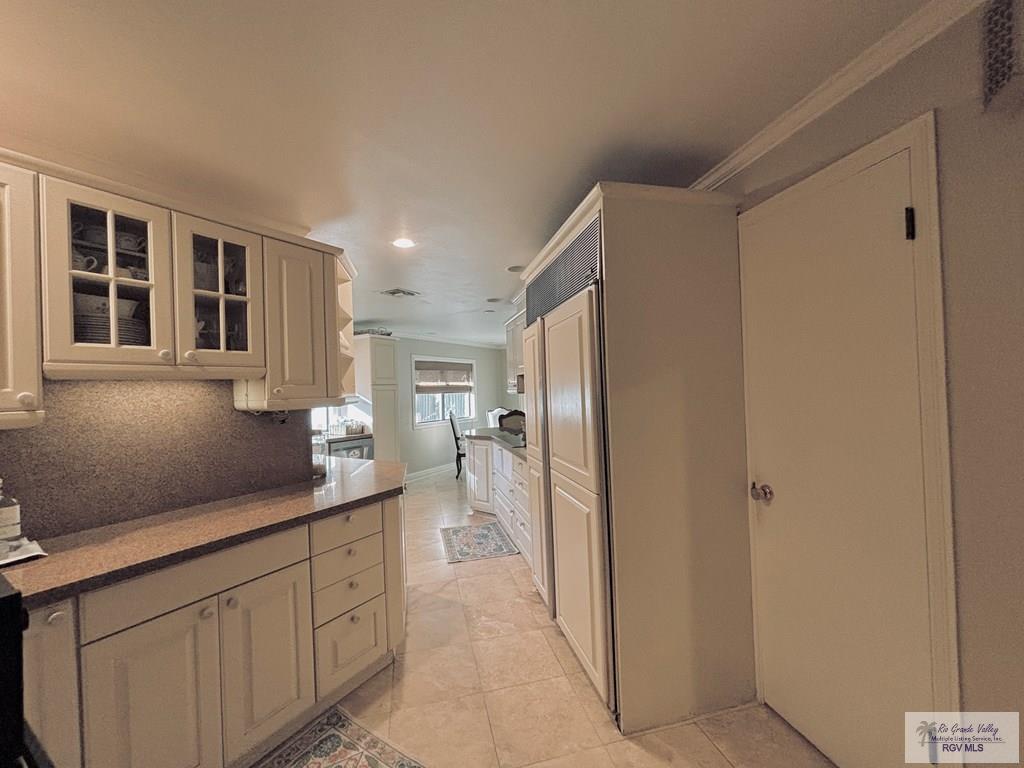 Brownsville, Texas, 78521, United States, 4 Bedrooms Bedrooms, ,4 BathroomsBathrooms,Residential,For Sale,1991275