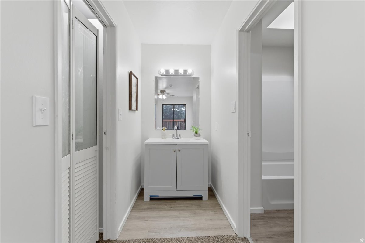 West Jordan, Utah, 84084, United States, 4 Bedrooms Bedrooms, ,2 BathroomsBathrooms,Residential,For Sale,1996138