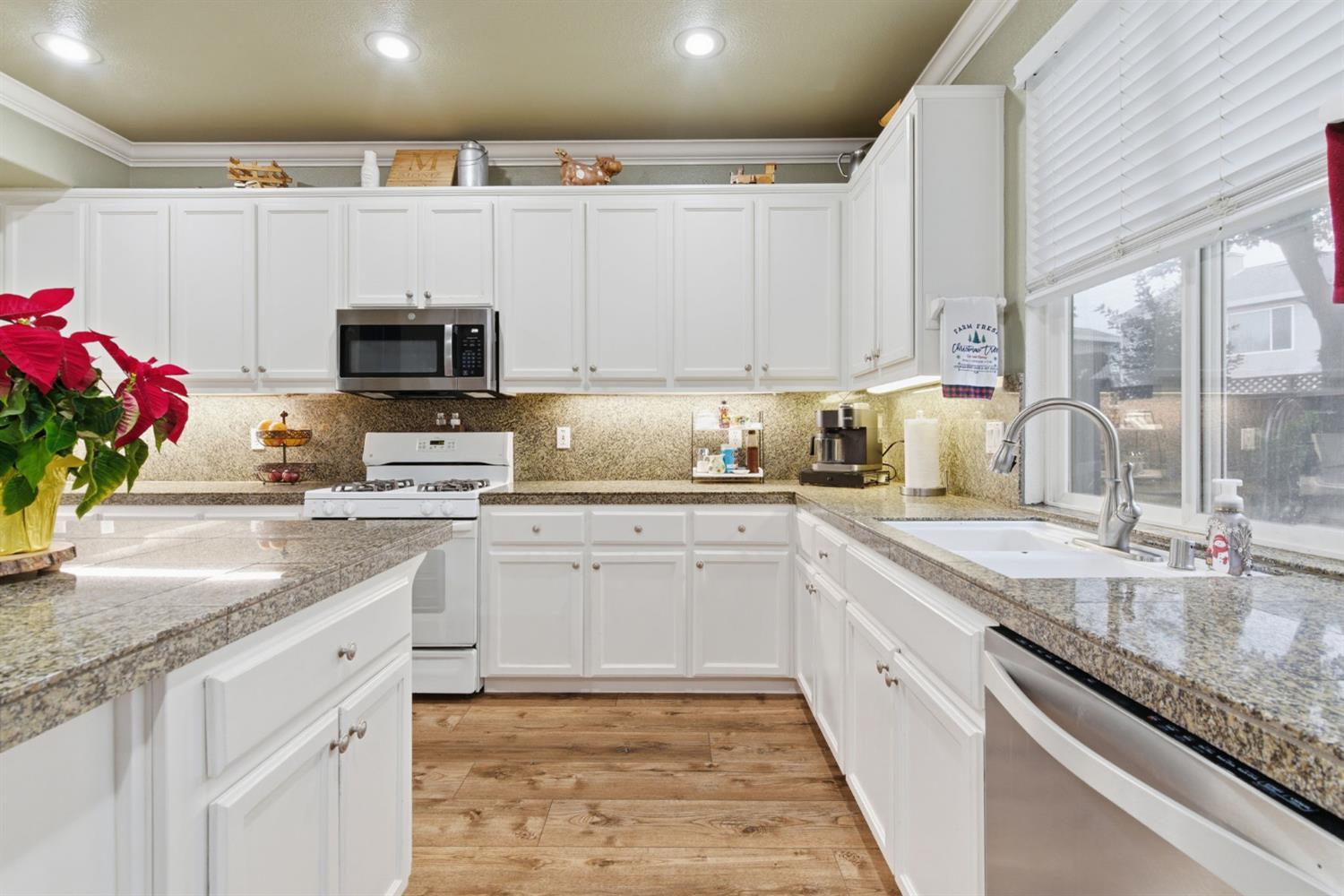 Tracy, California, 95377, United States, 5 Bedrooms Bedrooms, ,3 BathroomsBathrooms,Residential,For Sale,2005564