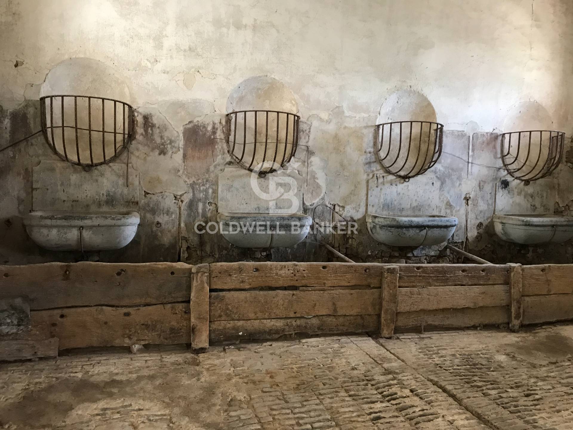 Santa Giuletta, Pavia, 27046, IT, 24 Bedrooms Bedrooms, ,32 BathroomsBathrooms,Residential,For Sale,1927281