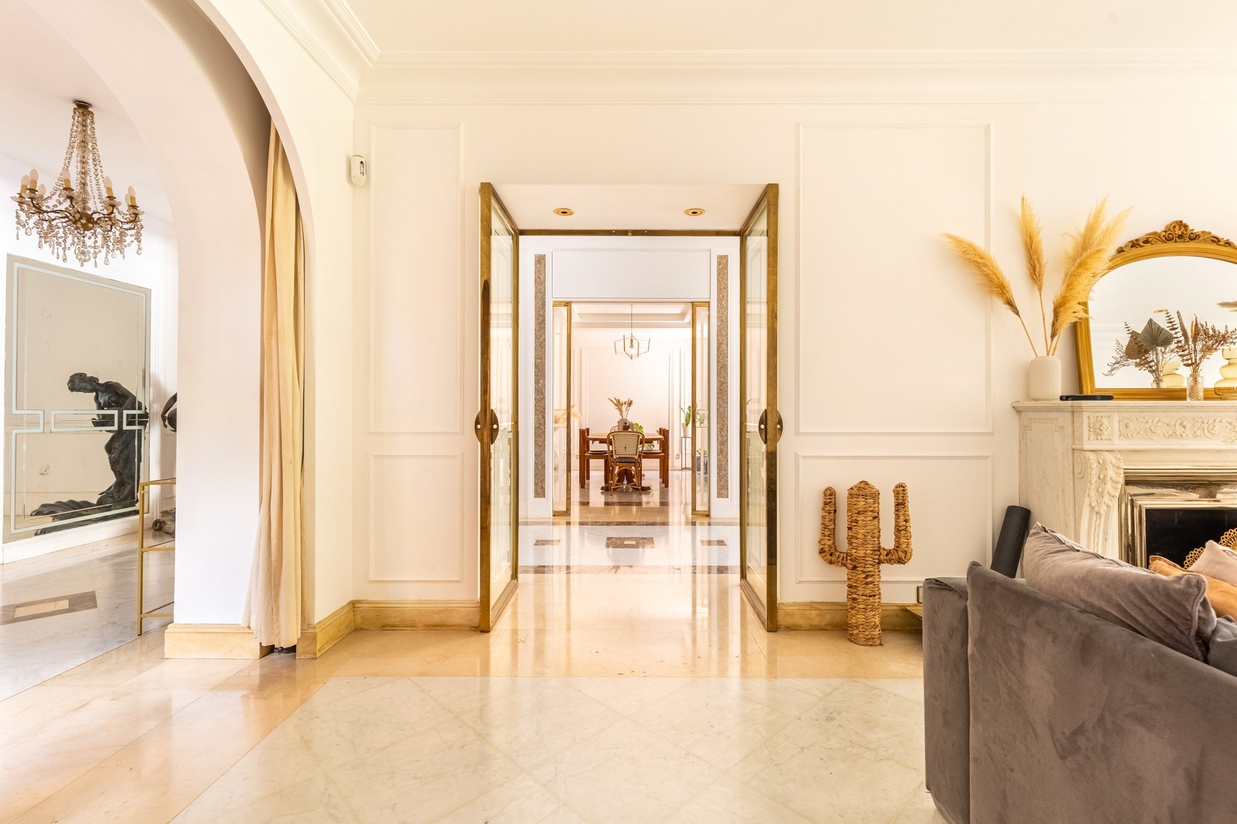  EXCEPTIONAL RESIDENCE – CONTEMPORARY RIAD-INSPIRED HOME – 250 SQ.M – PARC FÉAU - 物件實景