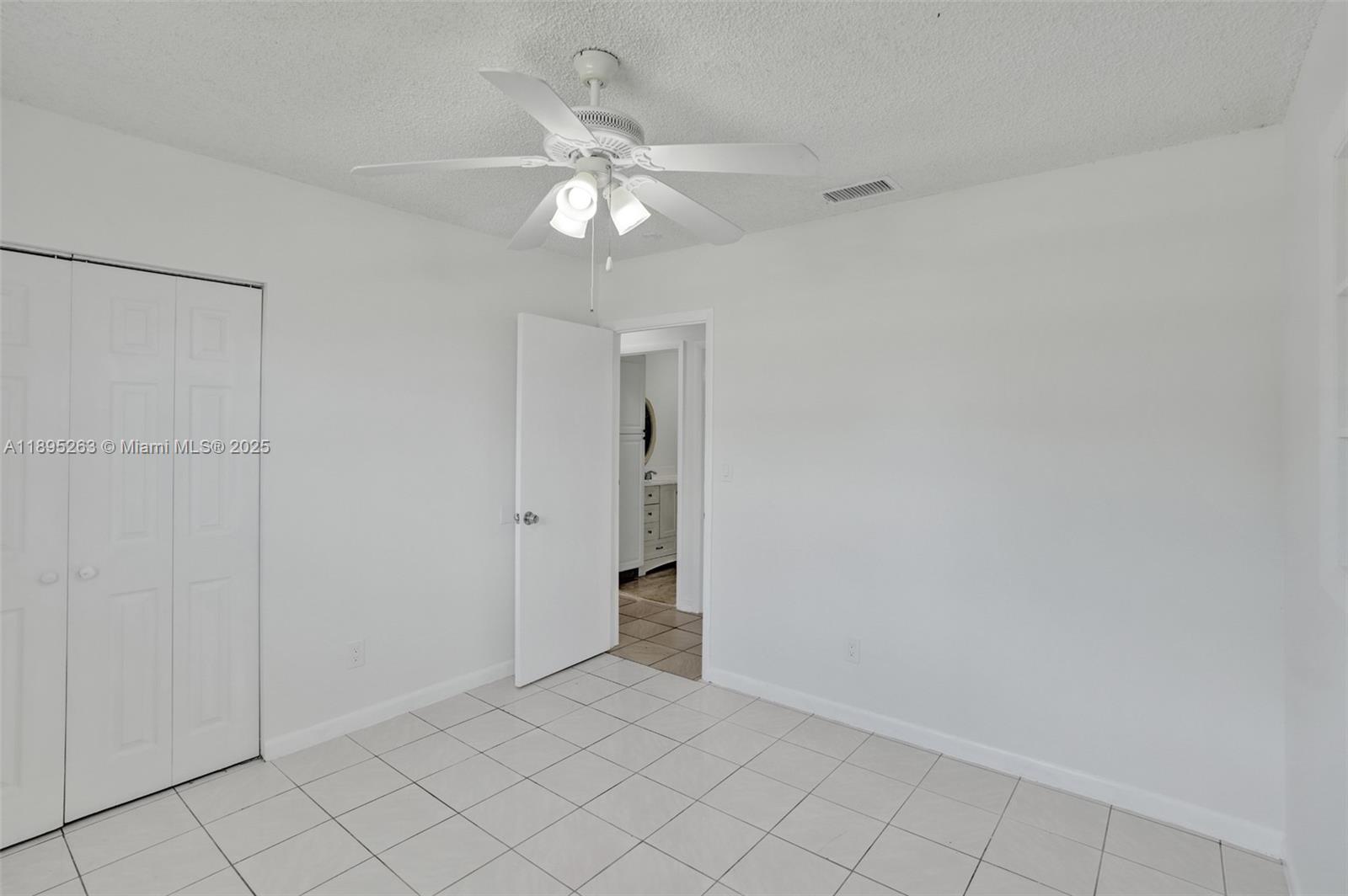 Miami, Florida, 33189, United States, 4 Bedrooms Bedrooms, ,2 BathroomsBathrooms,Residential,For Sale,1965129